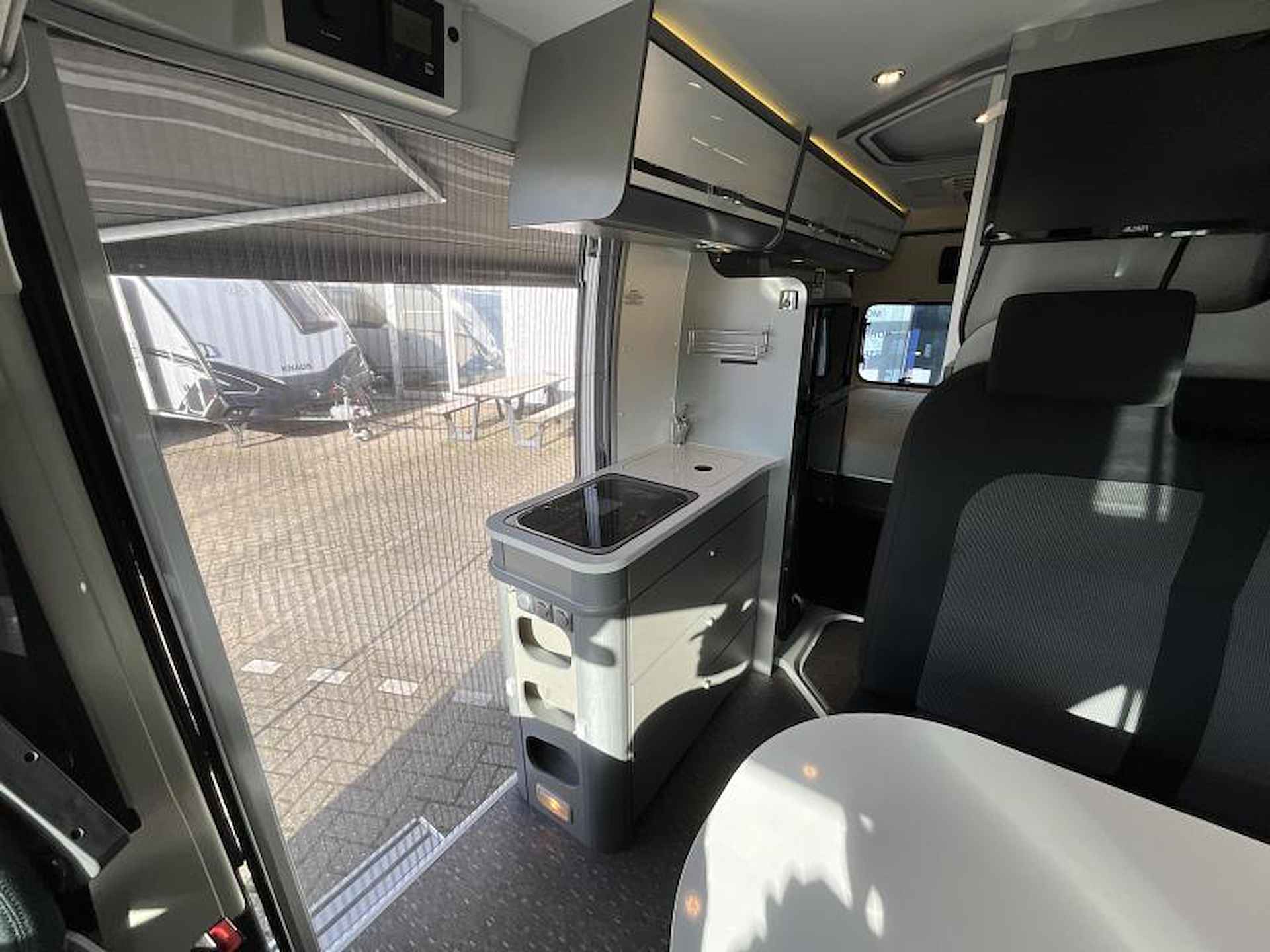 Adria Twin Sports 600 SPT AUTOMAAT-DWARSBED - 11/22