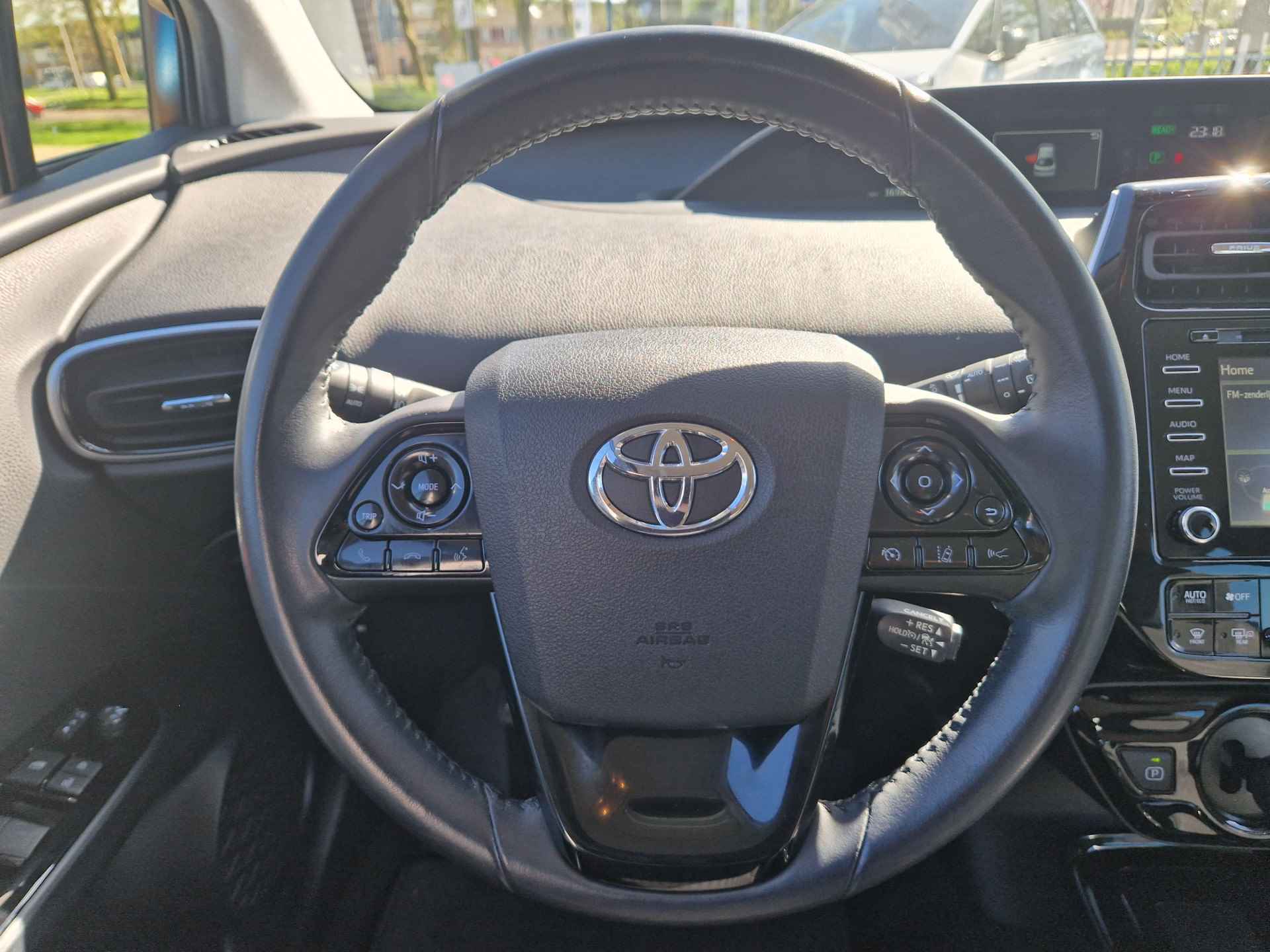 Toyota Prius 1.8 Dynamic Head-up display, Camera V + A, Dodenhoekdetectie, JBL , All-in Rijklaarprijs - 11/26