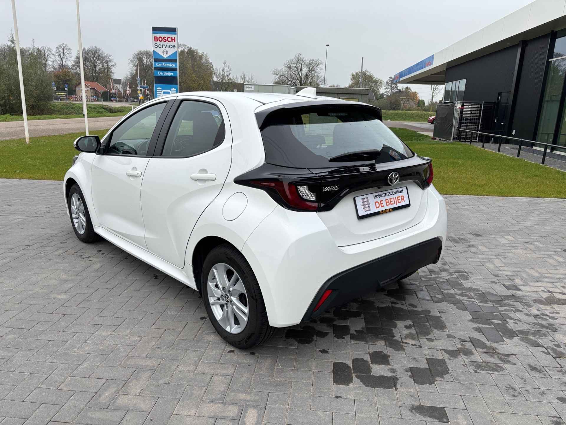 Toyota Yaris 1.5 VVT-i Active 125pk Camera I Carplay I Cruise - 4/38