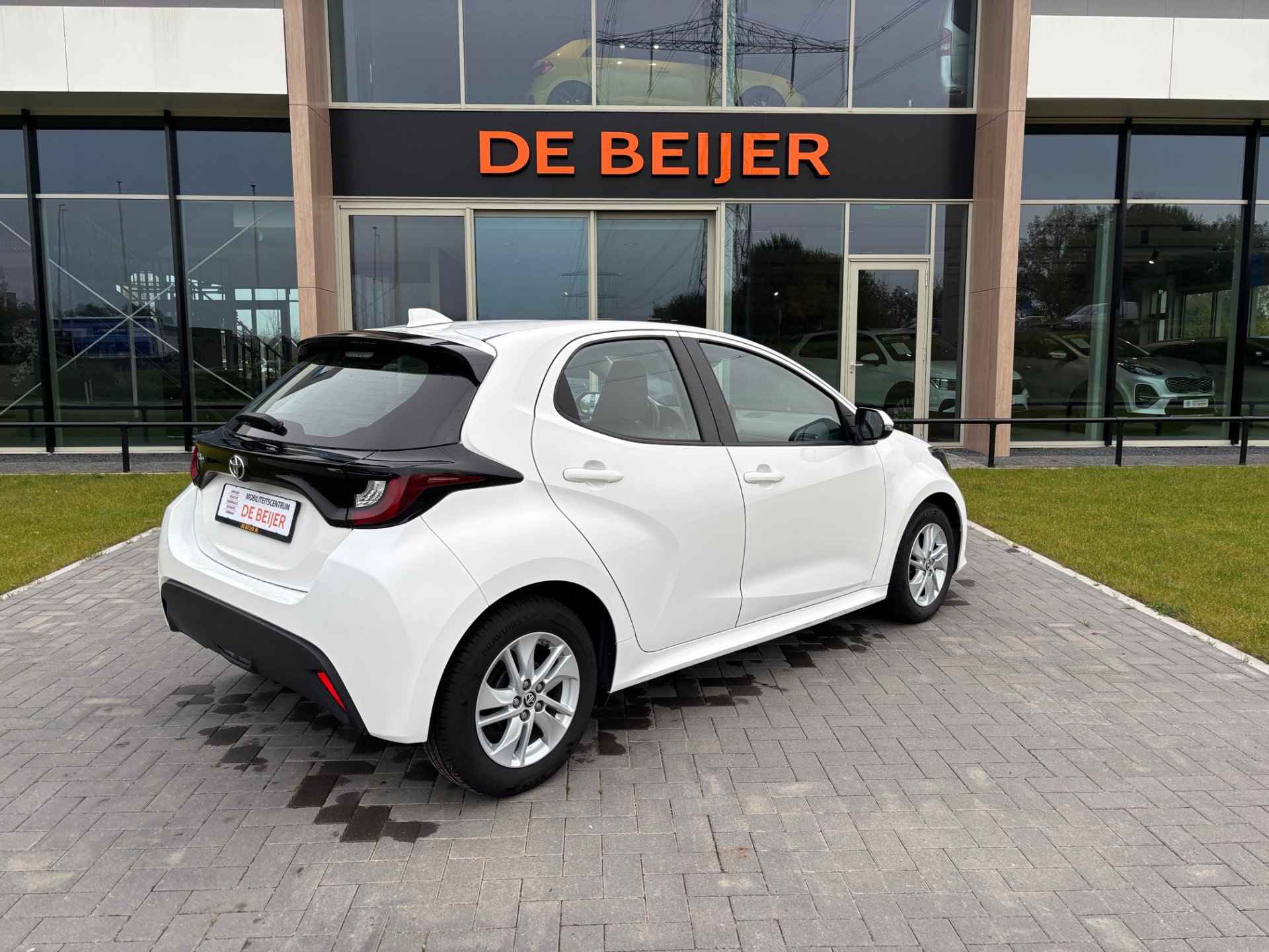 Toyota Yaris 1.5 VVT-i Active 125pk Camera I Carplay I Cruise - 6/38