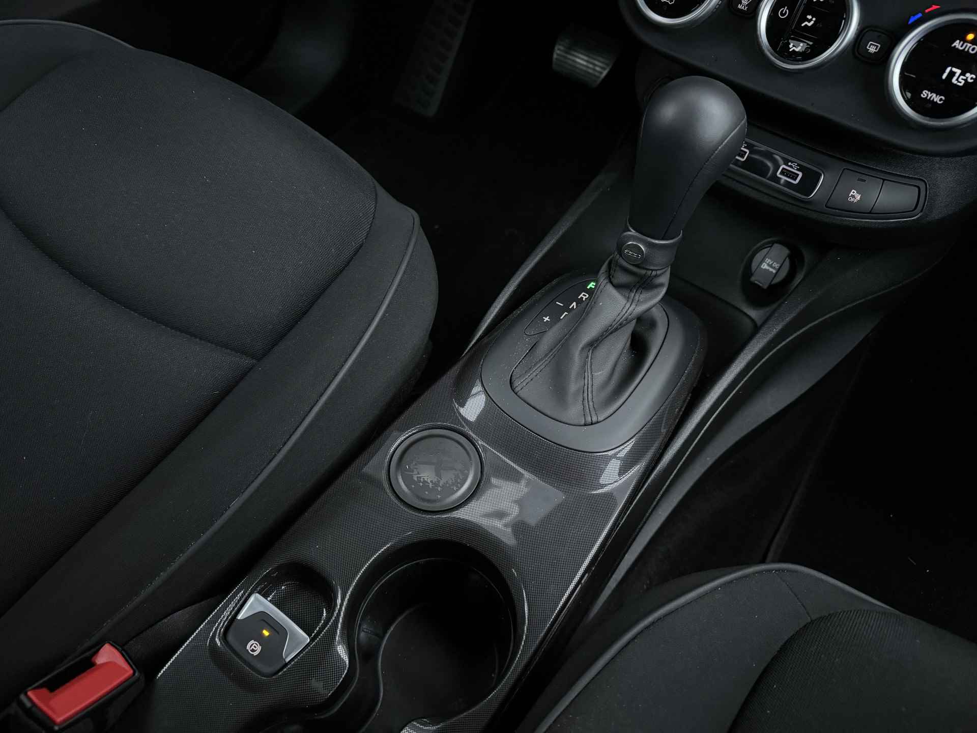 Fiat 500X 1.5 Hybrid Dolcevita Special Edition Cabrio | Airco | Carplay | Cruise Control - 32/43