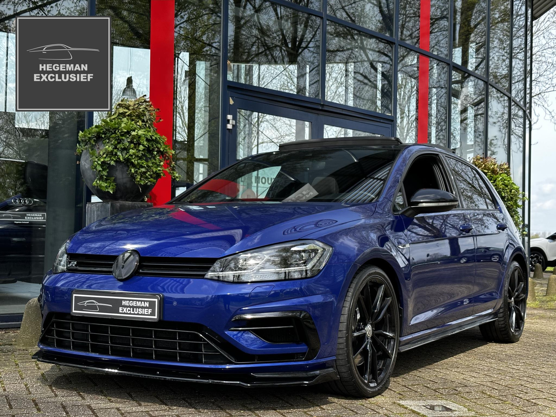 Volkswagen Golf 2.0 TSI 4Motion R | Schuif-kanteldak | DYNAUDIO | Stoelverw. | Keyless | DAB | ACC