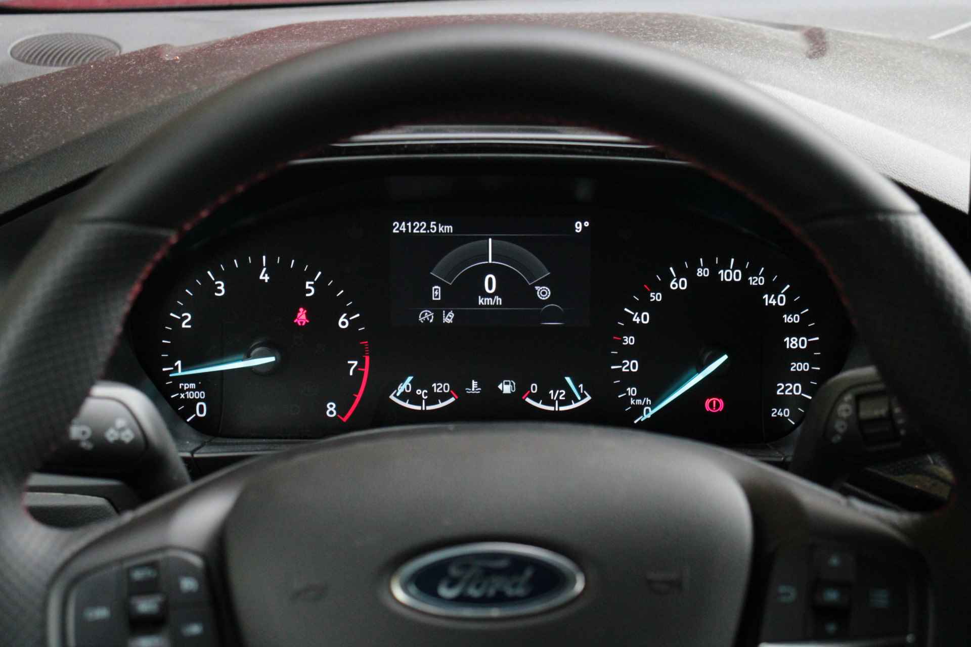 Ford Focus Wagon 1.0 EcoBoost Hybrid ST Line | Parkeersensoren V+A | Stuur- en stoelverwarming | Apple Carplay/Android Auto | Cruise Contro - 12/22