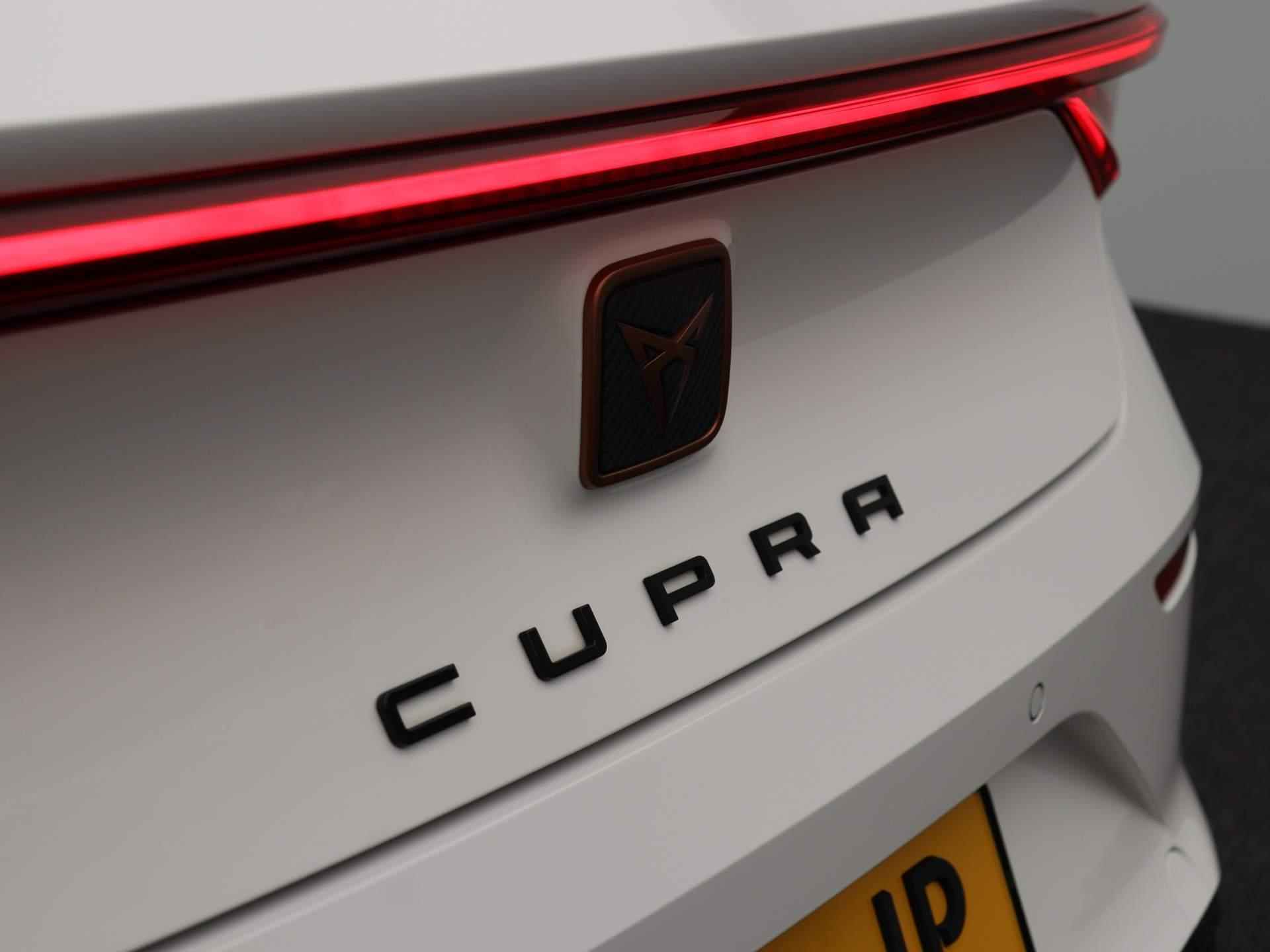 CUPRA Leon 1.4 e-Hybrid Essential | Navi | ECC | LMV | PDC | LED | - 37/44