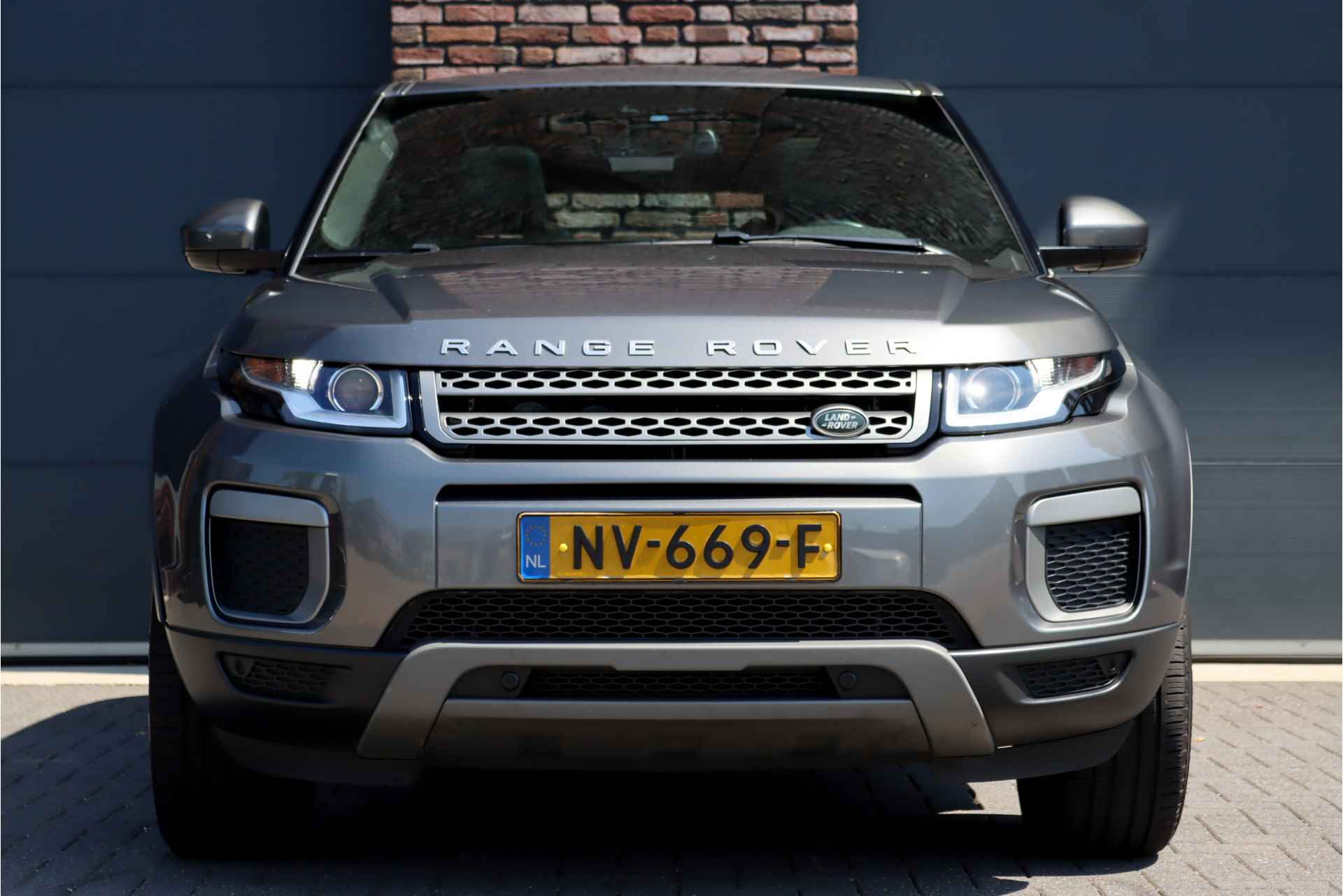 Land Rover Range Rover Evoque 2.0 eD4 Urban Series Pure | Panoramadak | Rijstrookwaarschuwing | Camera | Park Distance Control | Cruise Control | Navigatiesysteem | - 14/32