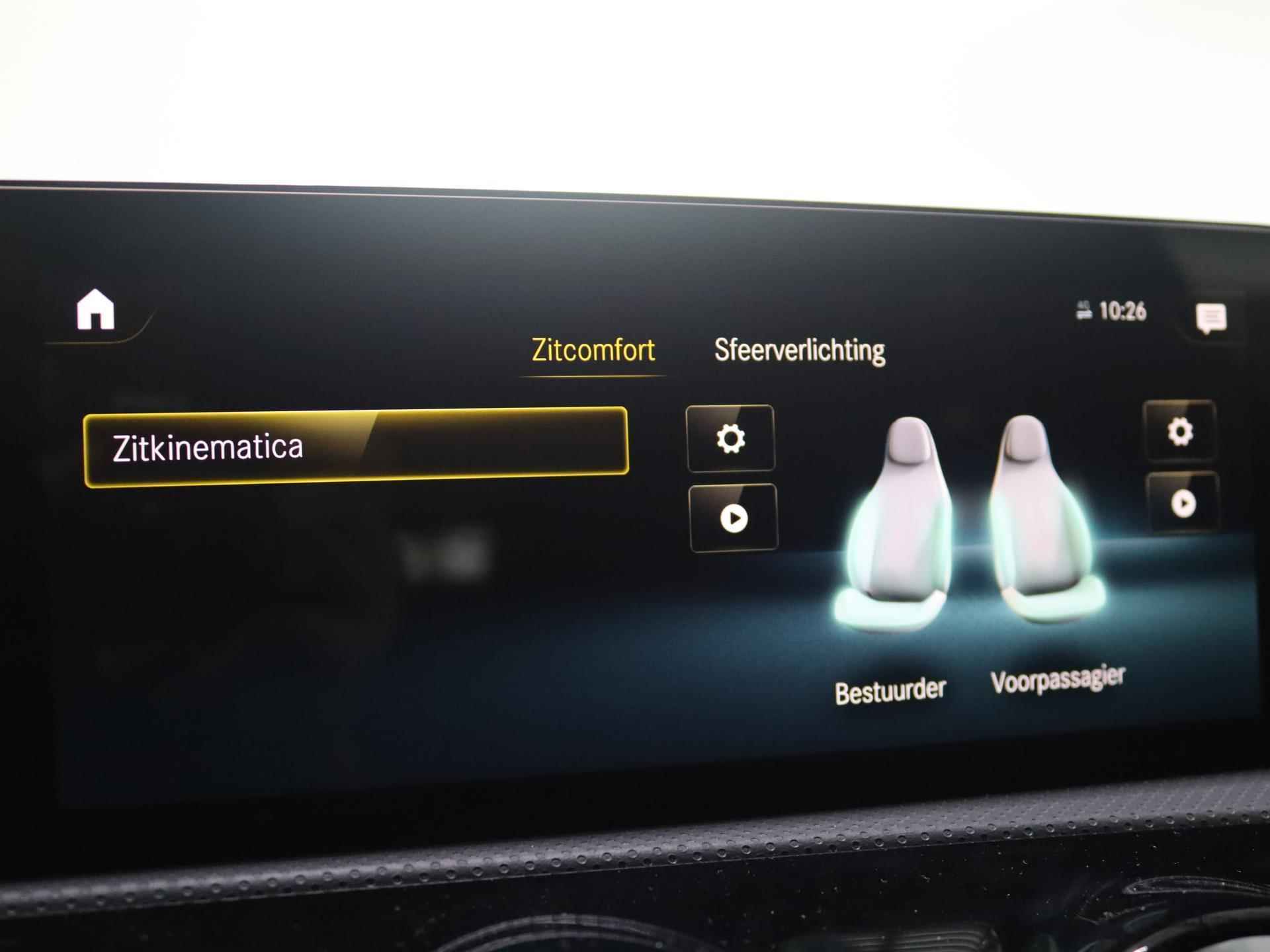 Mercedes-Benz CLA 200 Shooting brake AMG Line | Panoramadak | Memory stoelen | Head-up display | 360 camera | Adaptieve cruise control | Sfeerverlichting | - 15/28