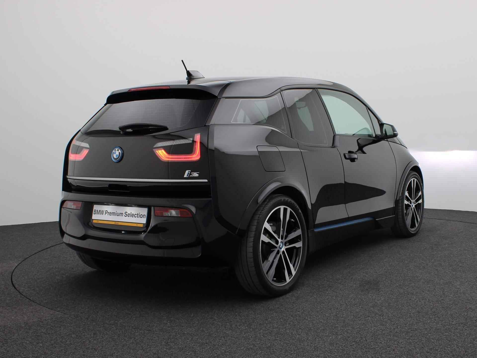 BMW i3 S | Comfort Pack | Navigatiesysteem Professional | DAB | 20'' - 2/22