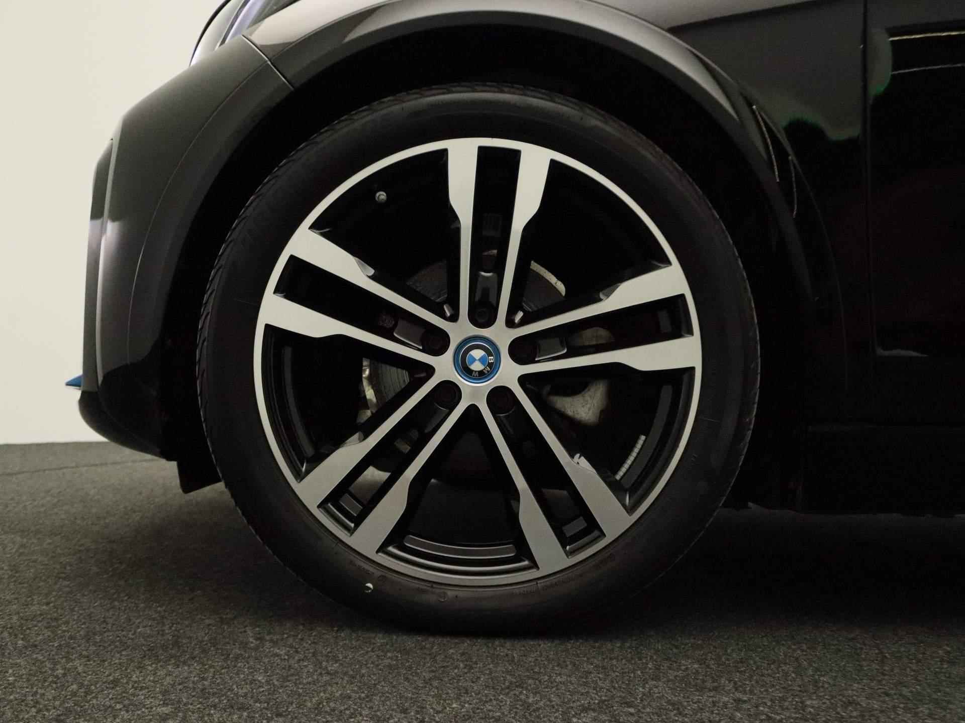 BMW i3 S | Comfort Pack | Navigatiesysteem Professional | DAB | 20'' - 6/22