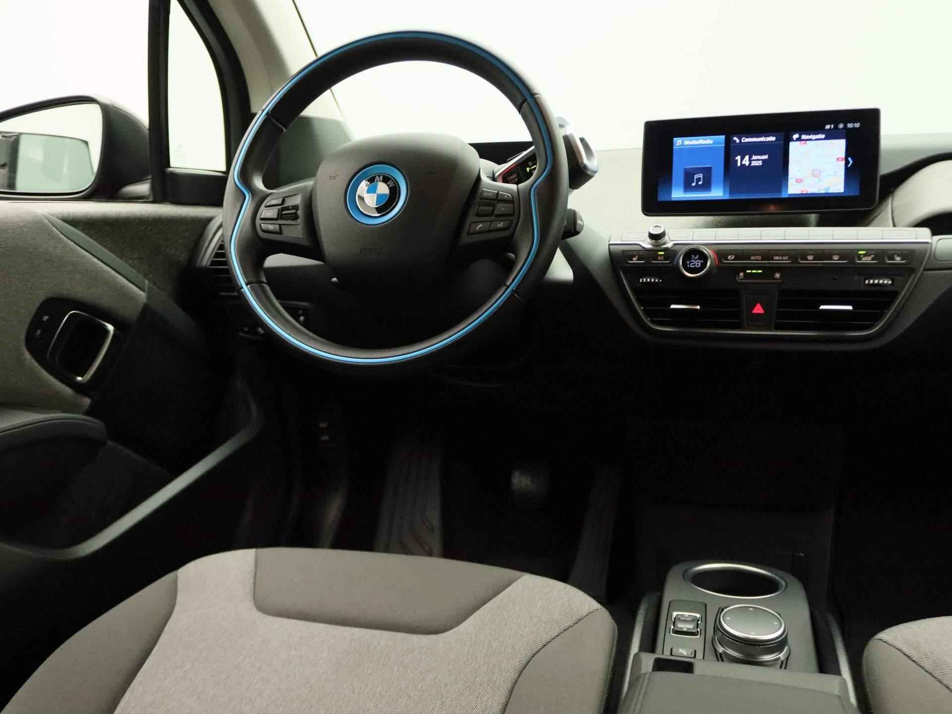 BMW i3 S | Comfort Pack | Navigatiesysteem Professional | DAB | 20'' - 8/22