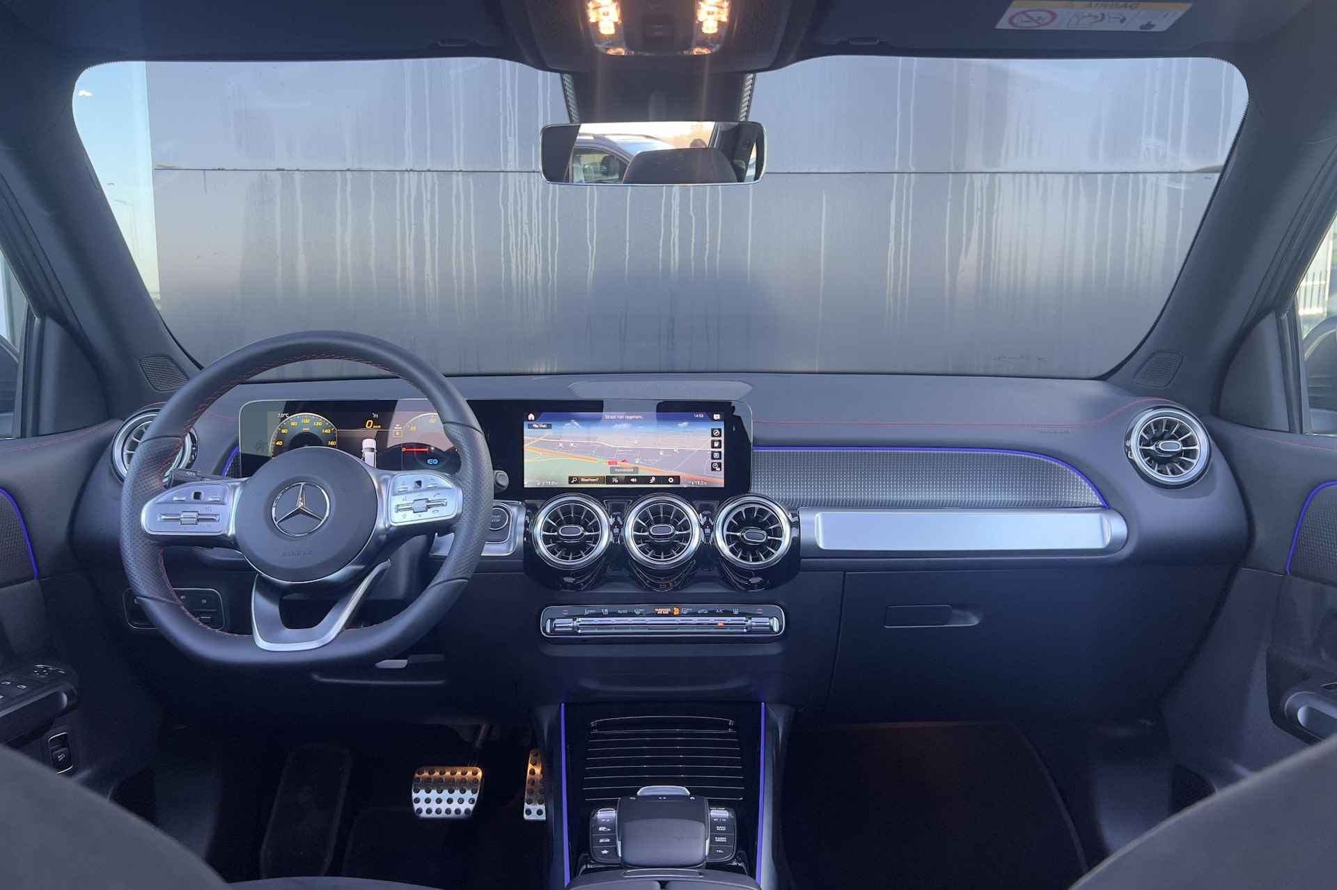 Mercedes-Benz EQB EQB 250+ AMG Line | Premium Pakket | Panoramadak | LED | Advanced Sound System | Sfeerverlichting | Keyless-Go | Parktronic | Camera | Zitcomfortpakket - 3/24