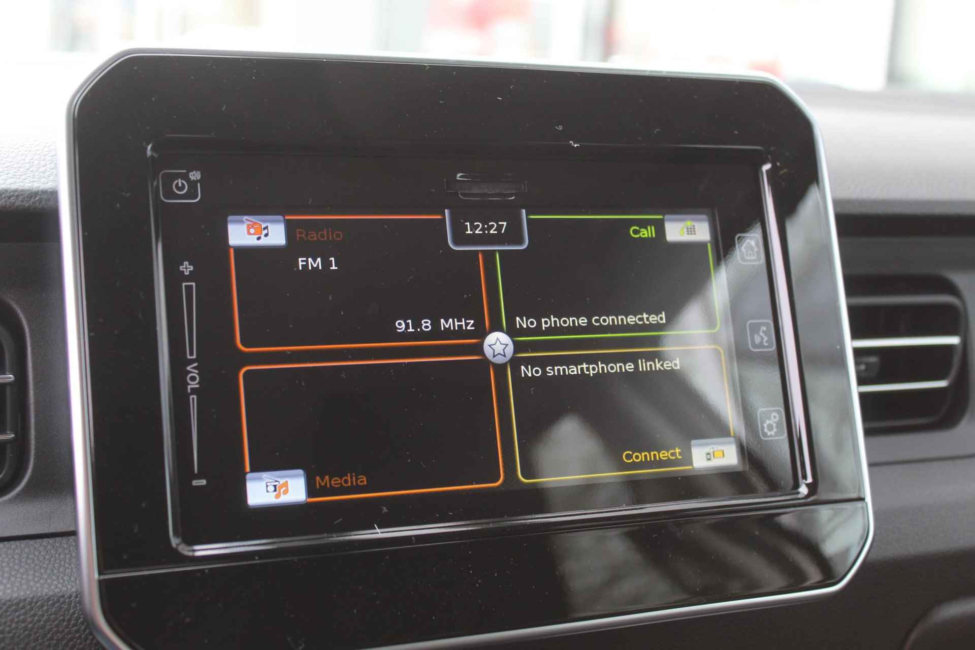 Suzuki Ignis 1.2 Smart Hybrid Select | Voorraad! | Snel rijden | - 10/17
