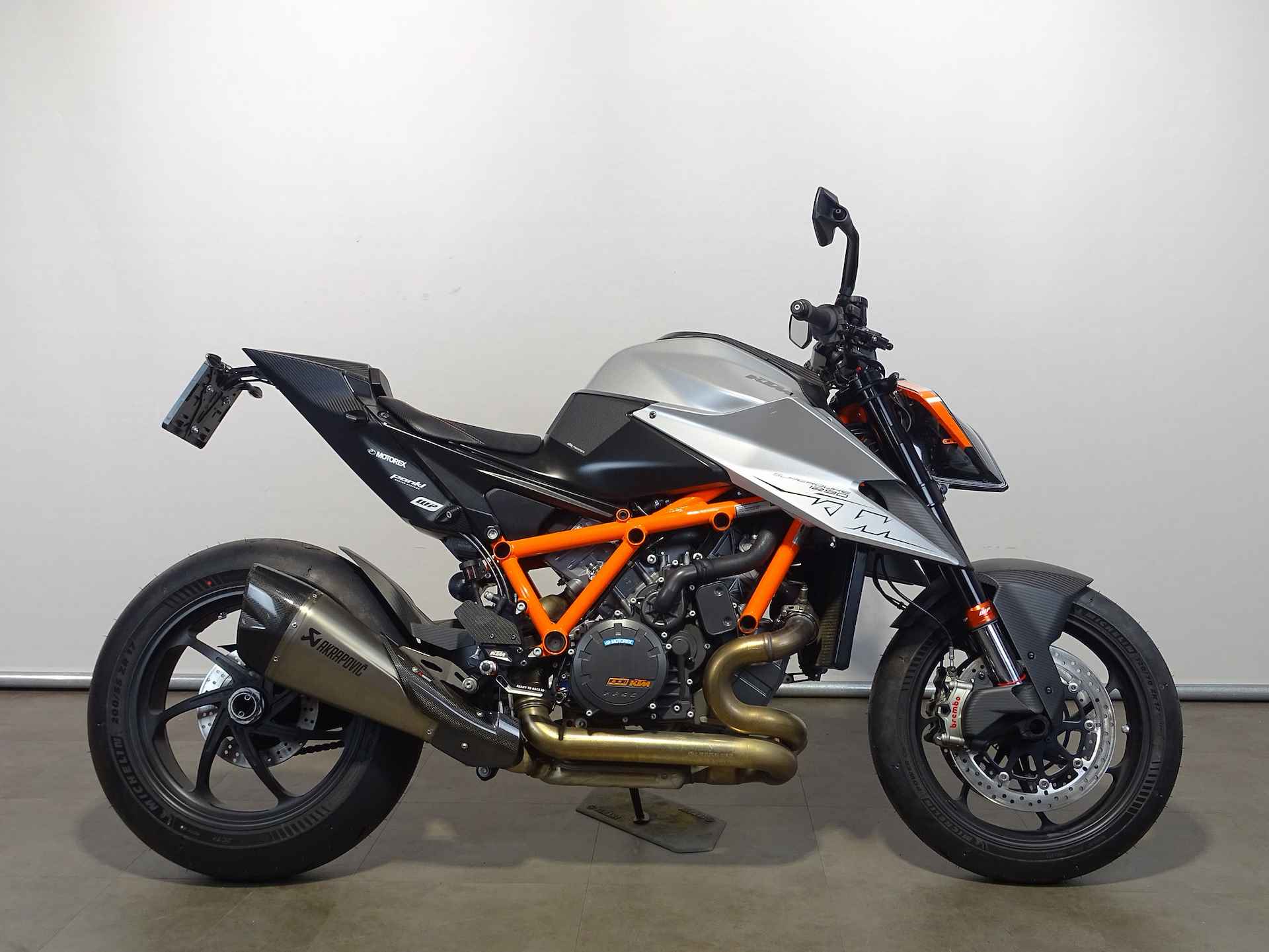 KTM 1290 SUPERDUKE RR - 1/12