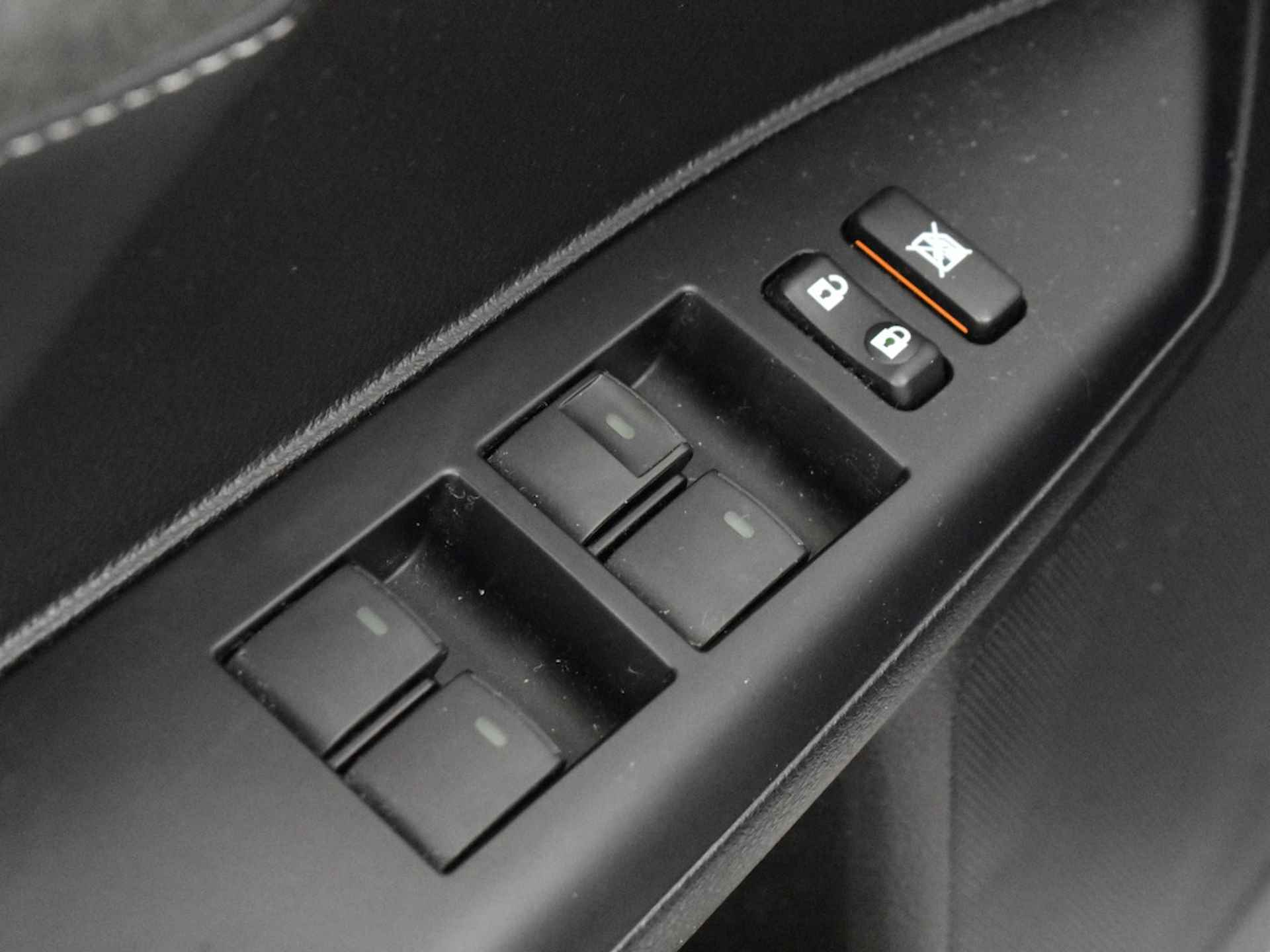 Lexus CT 200h Edition | Navi | Parkeersensoren - 23/33