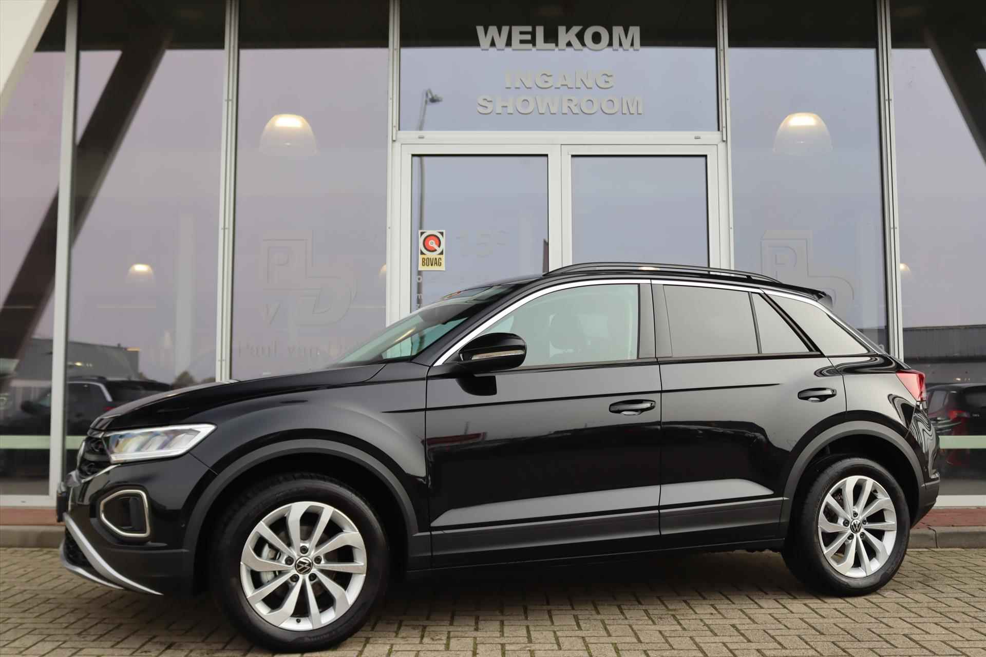 Volkswagen T-Roc 1.5TSI 150PK AUTOMAAT LIFE E.D Navi Carplay | Adapt.Cruise | Camera | Keyless | Digitaal Cockpit | Stoelverw. | Led | Clima | 17 Inch Lm | - 4/53