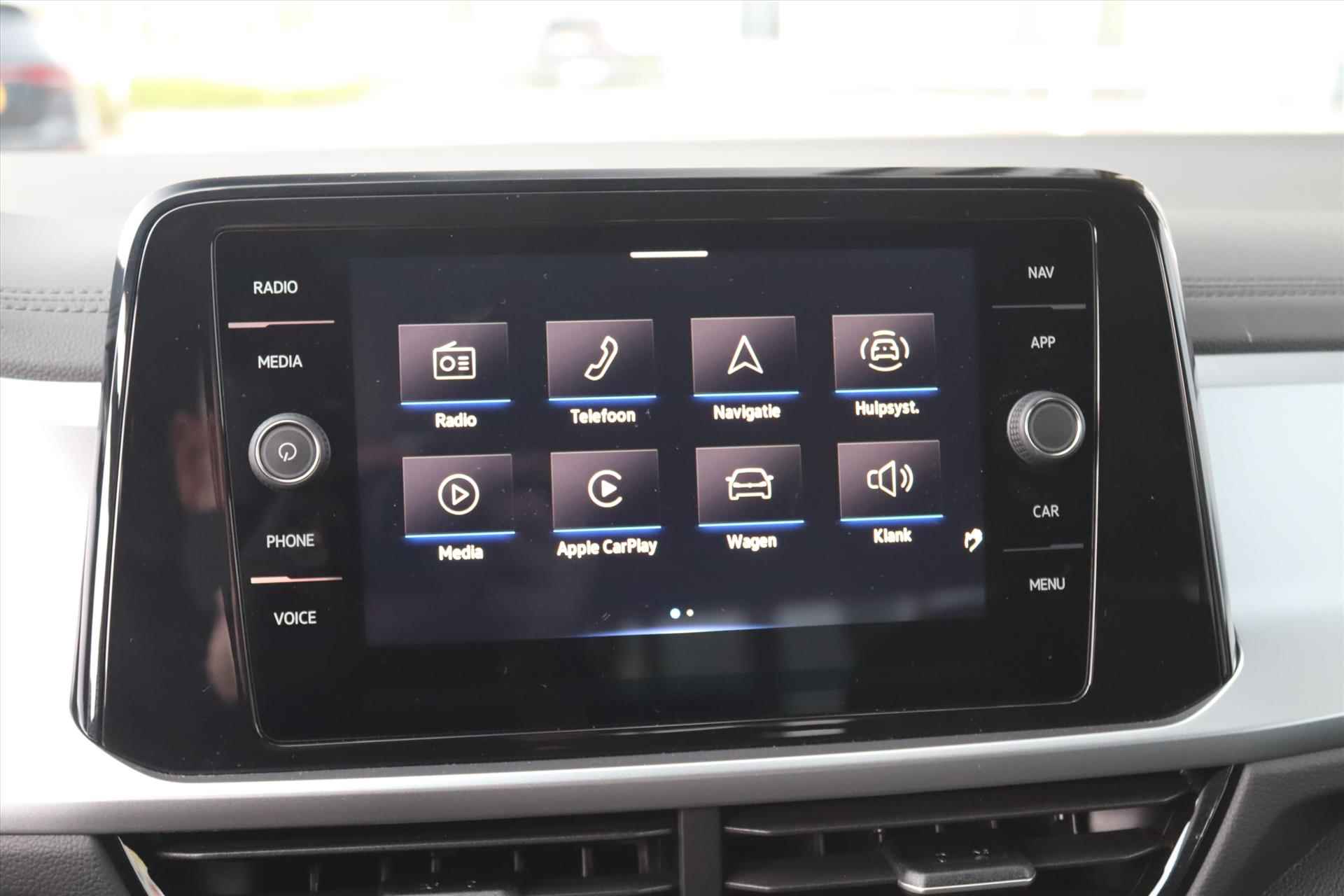 Volkswagen T-Roc 1.5TSI 150PK AUTOMAAT LIFE E.D Navi Carplay | Adapt.Cruise | Camera | Keyless | Digitaal Cockpit | Stoelverw. | Led | Clima | 17 Inch Lm | - 22/53