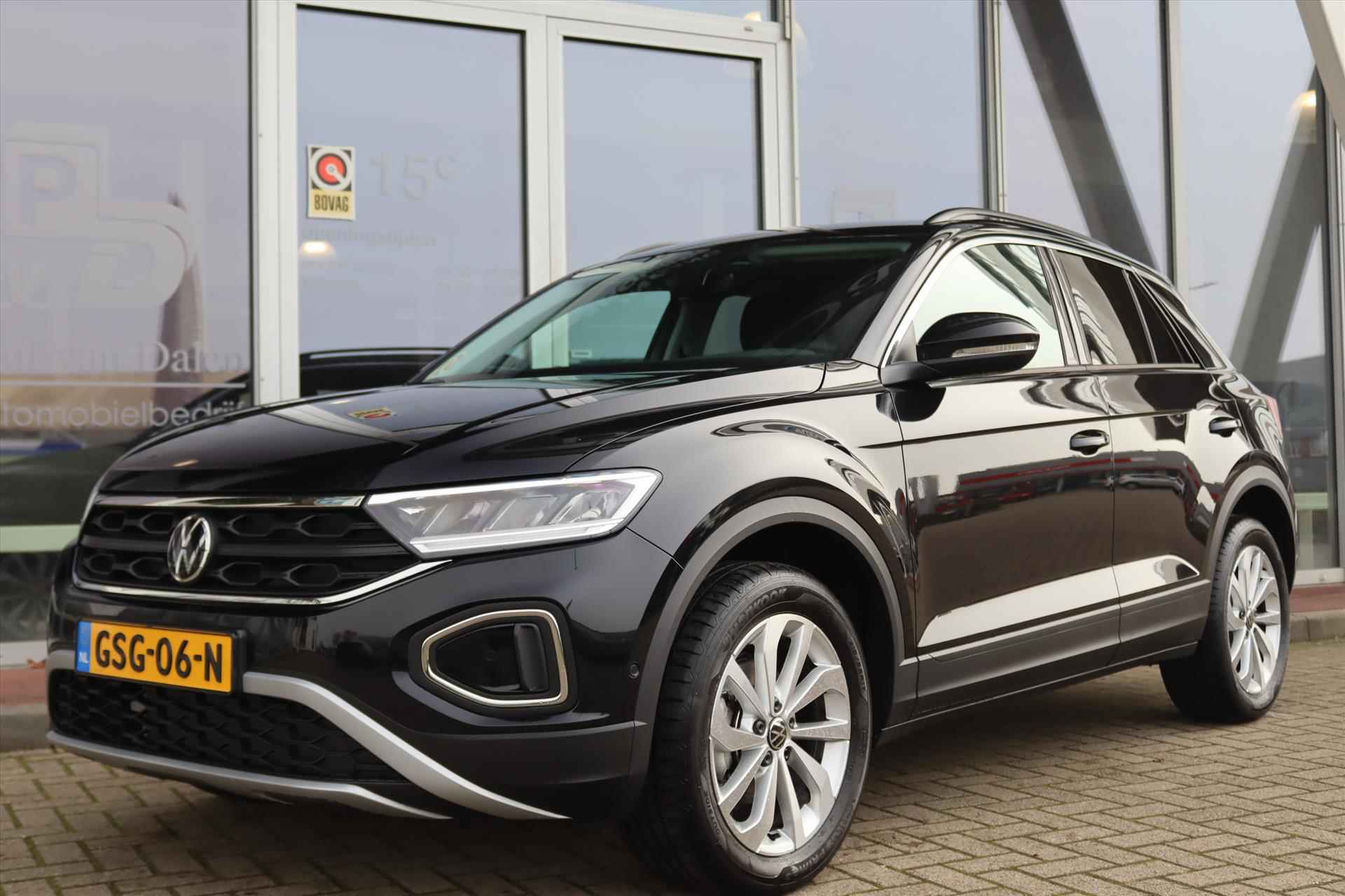 Volkswagen T-Roc 1.5TSI 150PK AUTOMAAT LIFE E.D Navi Carplay | Adapt.Cruise | Camera | Keyless | Digitaal Cockpit | Stoelverw. | Led | Clima | 17 Inch Lm | - 40/53