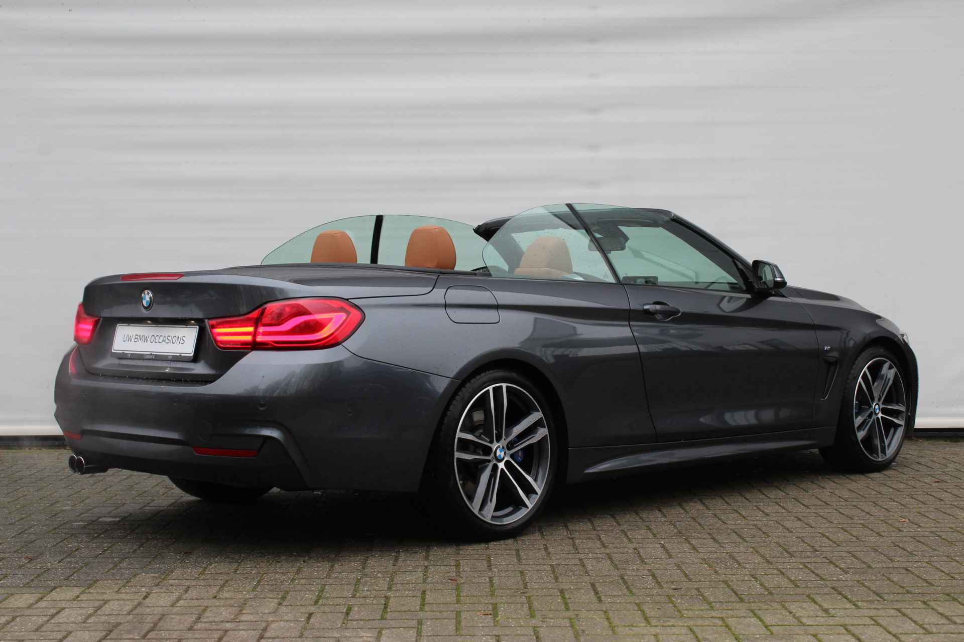 BMW 4 Serie Cabrio 420i High Executive M Sport Automaat / Air Collar / Achteruitrijcamera / Sportstoelen / Apple CarPlay / Park Assistant / Stoelverwarming - 15/34