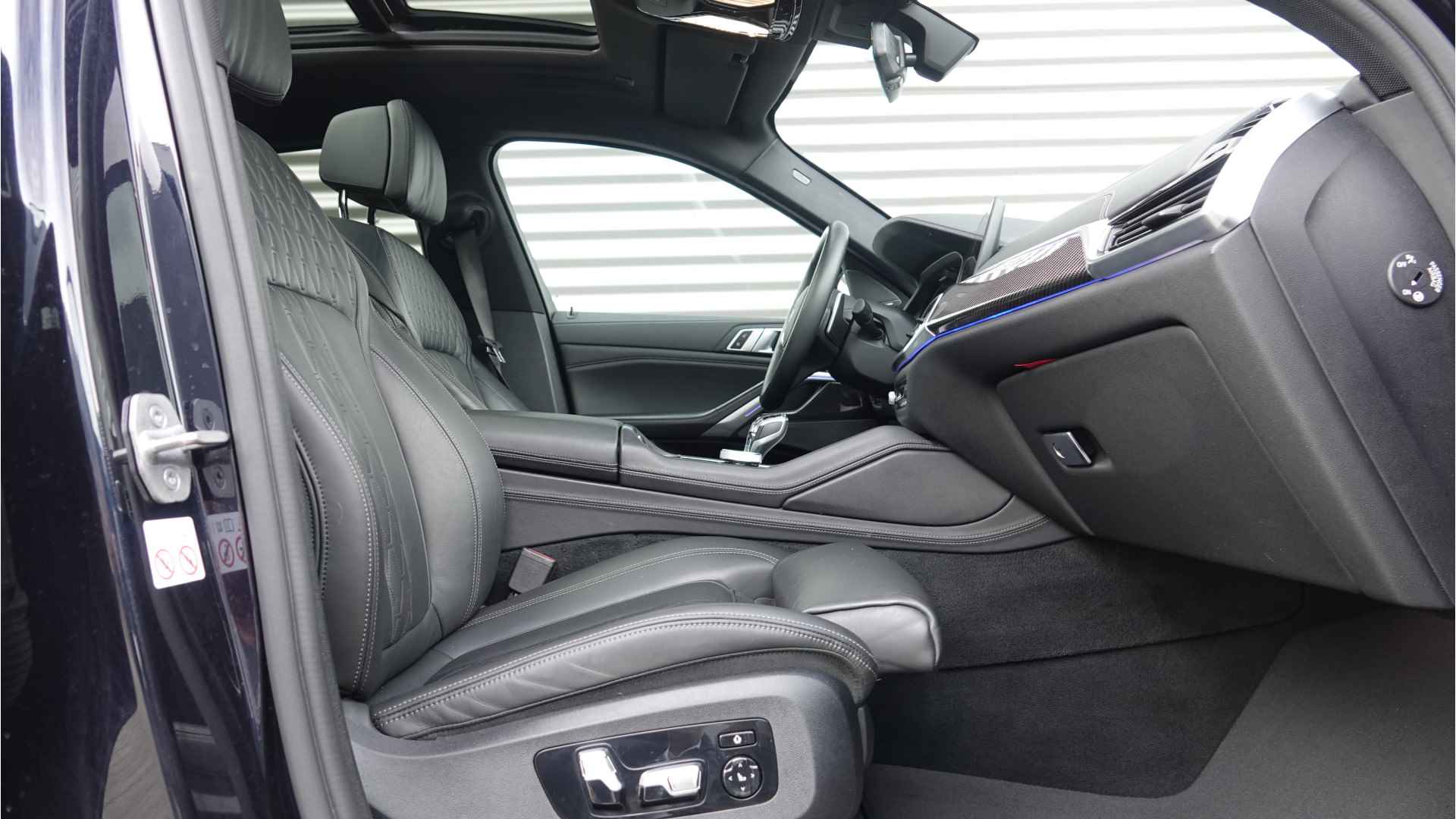 BMW X6 xDrive30d High Executive | M Sport | Laser | Softclose | Head Up | Trekhaak | Luchtvering | - 8/37
