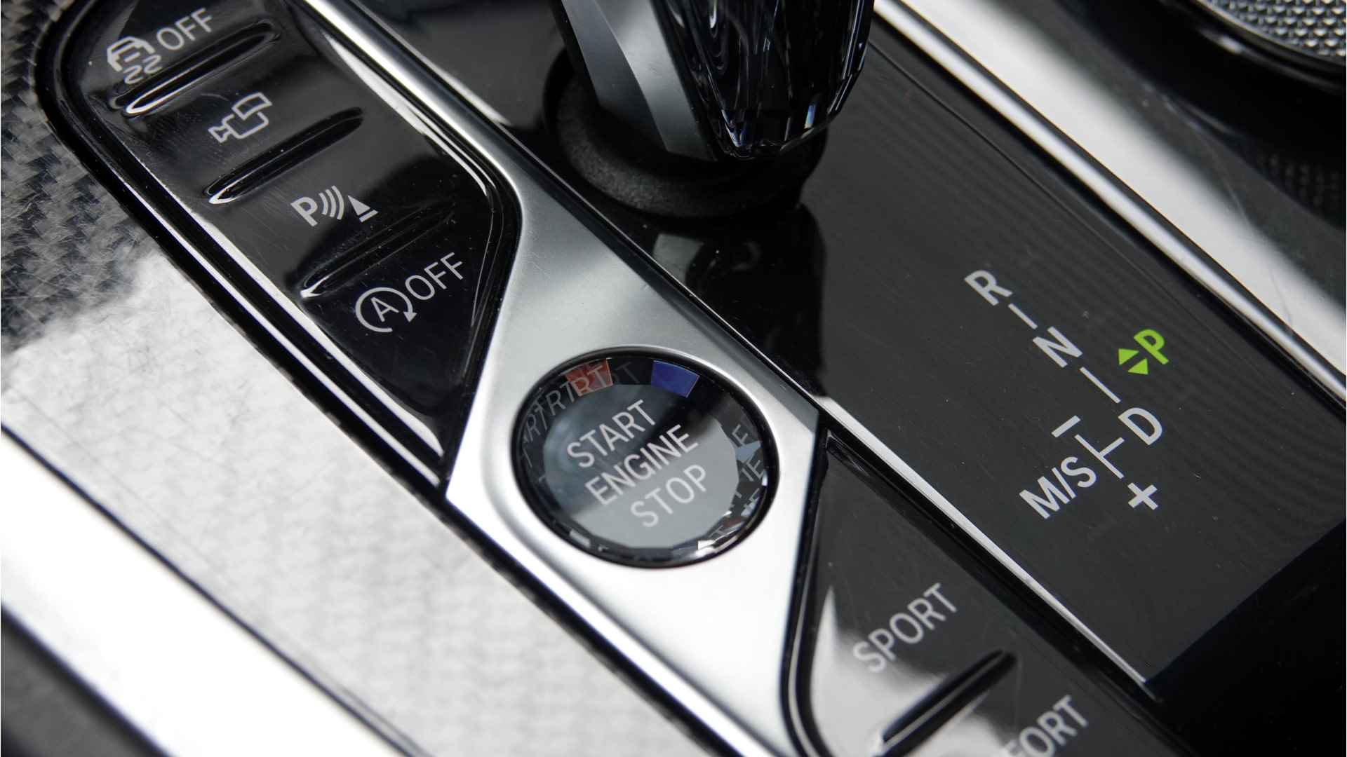 BMW X6 xDrive30d High Executive | M Sport | Laser | Softclose | Head Up | Trekhaak | Luchtvering | - 18/37