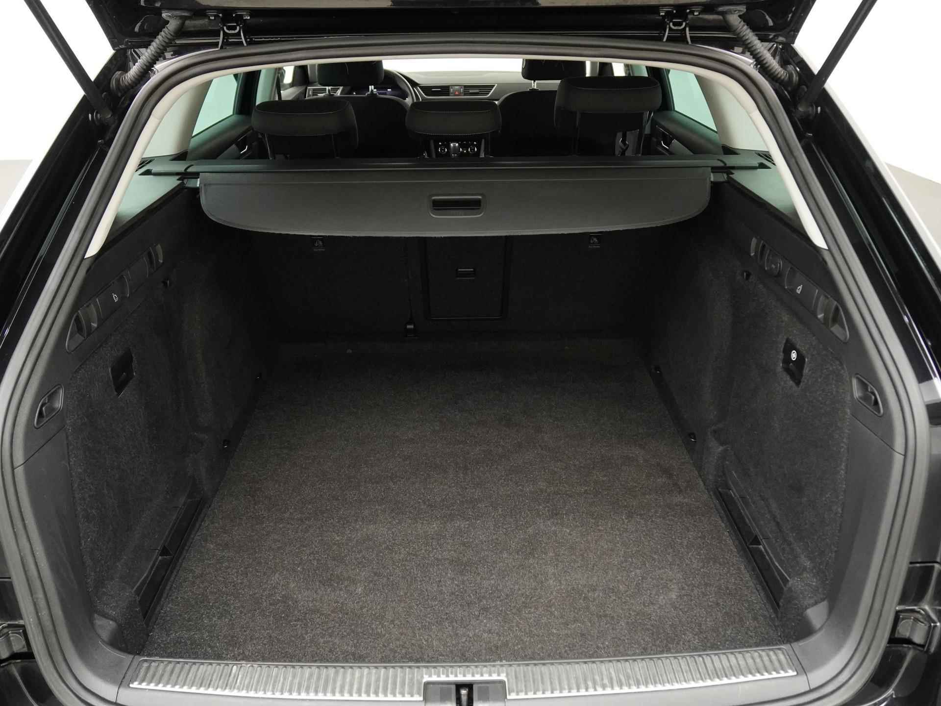 Škoda Superb Combi 1.5 TSI ACT Business Edition | Mem stoel | Trekhaak | Carplay | Adapt cruise |  Zondag Open! - 21/36
