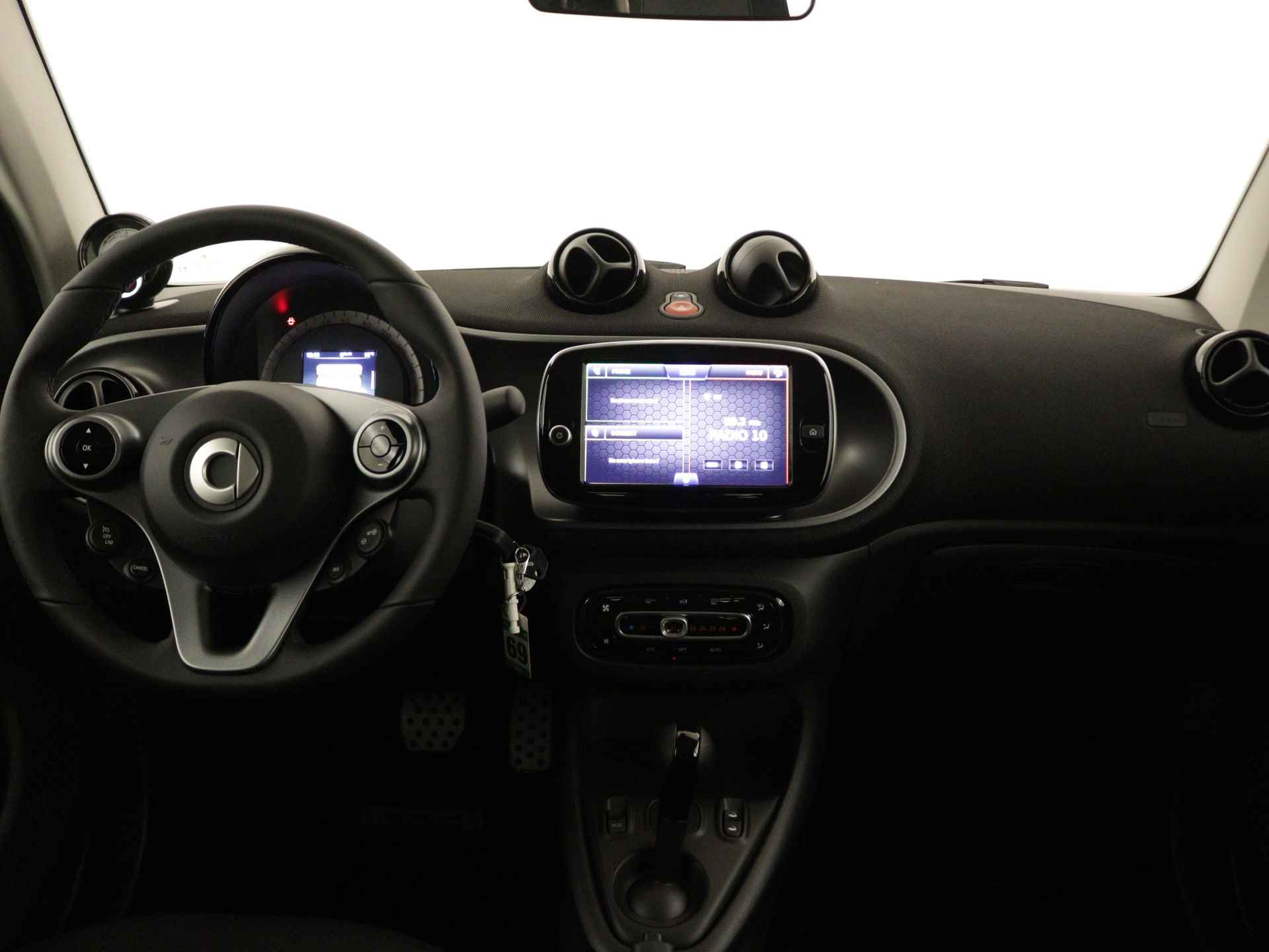 Smart Fortwo cabrio EQ Comfort | Smartphone integratie | Plus package | Winterpakket | Cruise control | - 32/35