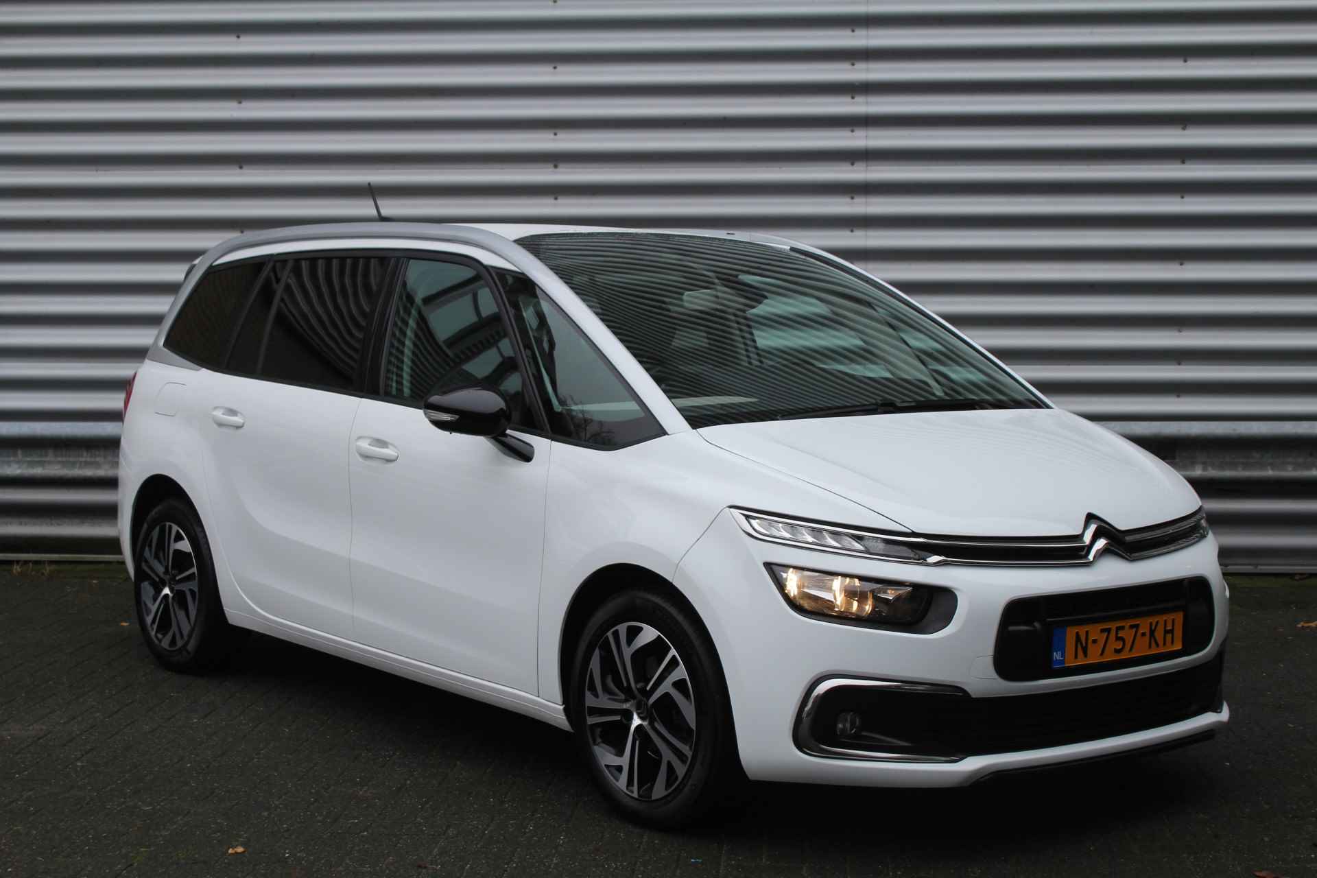 Citroën C4 Grand SpaceTourer 1.2 PureTech 131pk Business 7p NL-Auto NAP Clima Cruise Navi Camera Carplay Dig. Cockpit 17"LMV Dakerling - 4/35