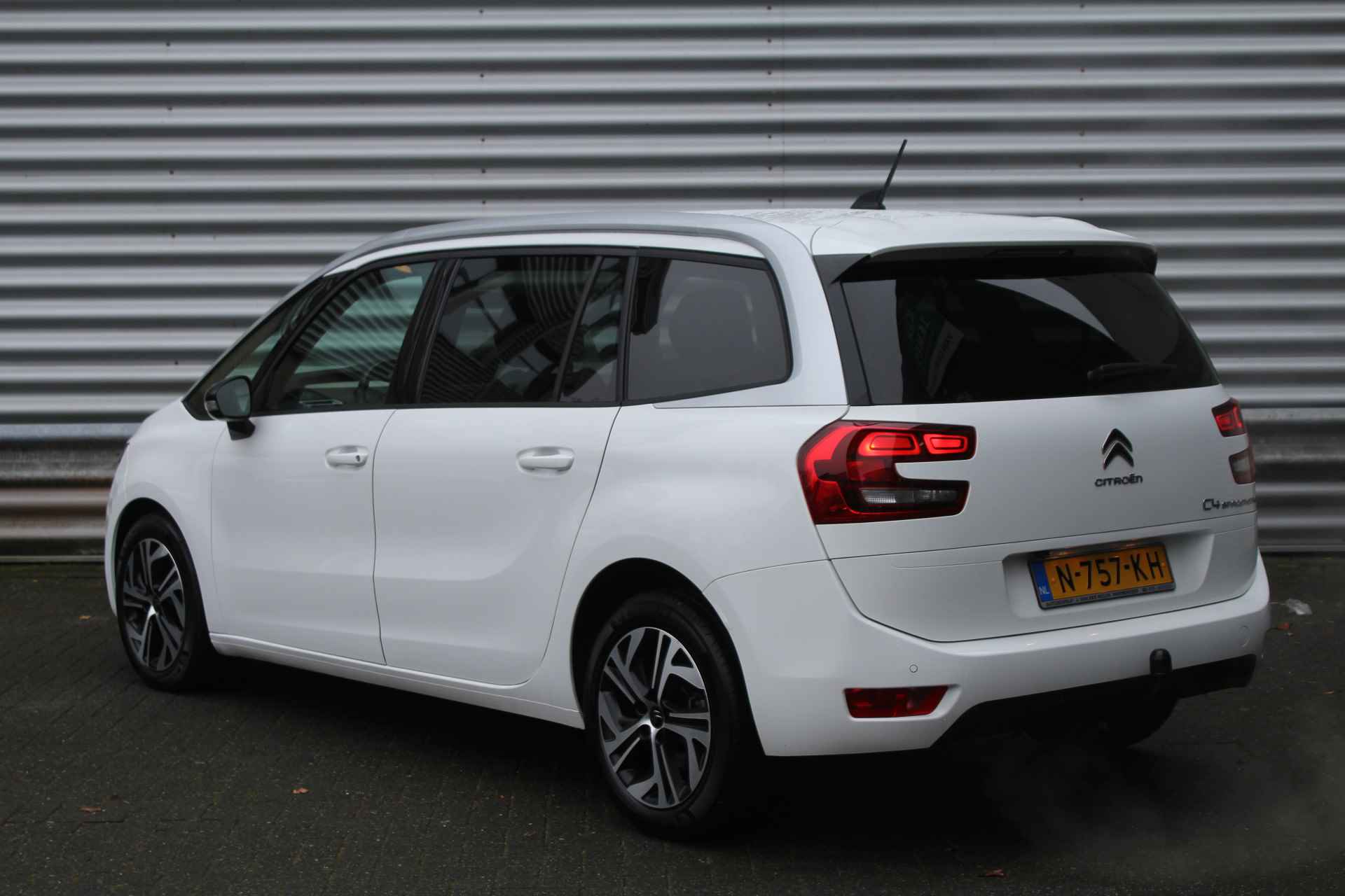 Citroën C4 Grand SpaceTourer 1.2 PureTech 131pk Business 7p NL-Auto NAP Clima Cruise Navi Camera Carplay Dig. Cockpit 17"LMV Dakerling - 8/35