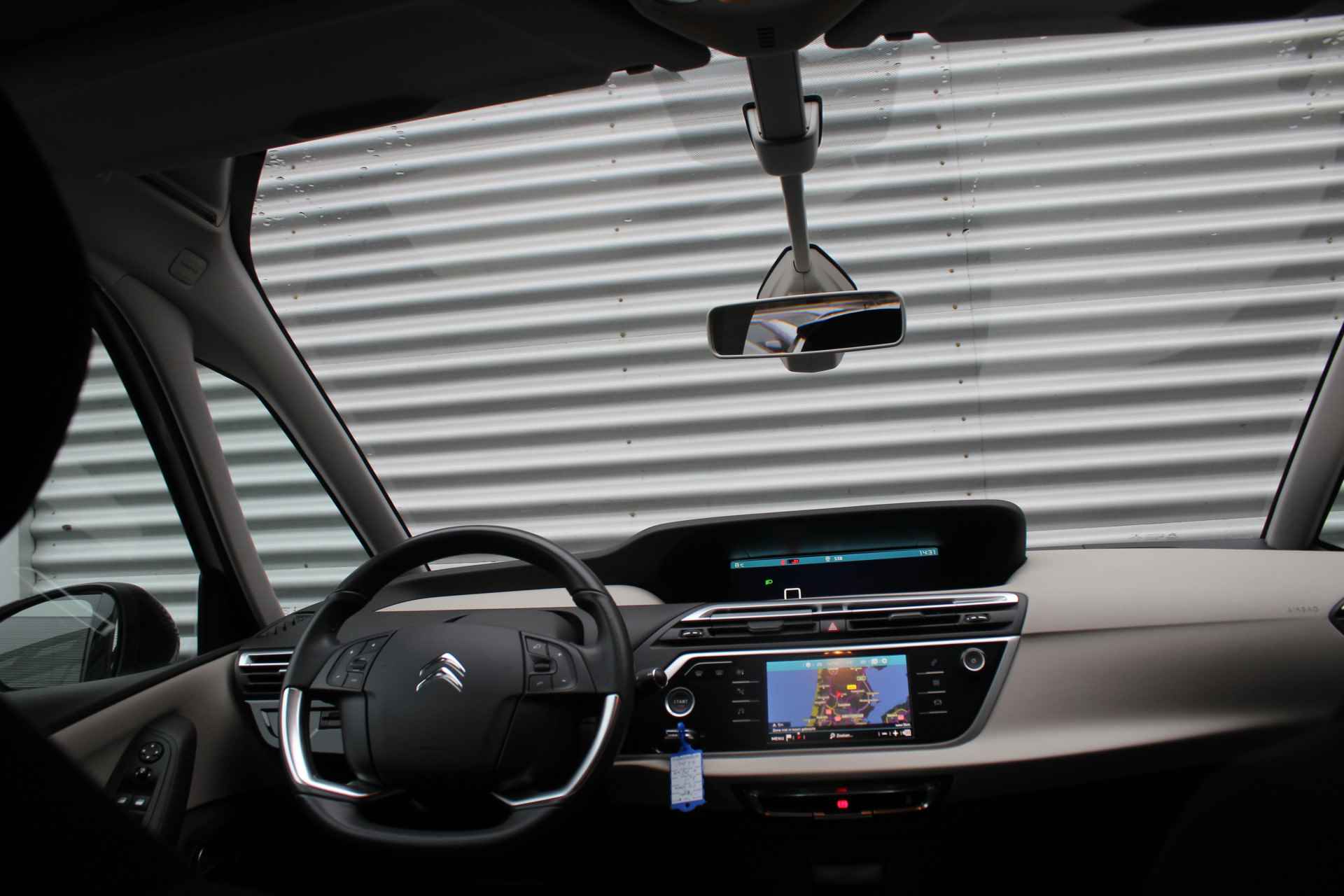 Citroën C4 Grand SpaceTourer 1.2 PureTech 131pk Business 7p NL-Auto NAP Clima Cruise Navi Camera Carplay Dig. Cockpit 17"LMV Dakerling - 23/35