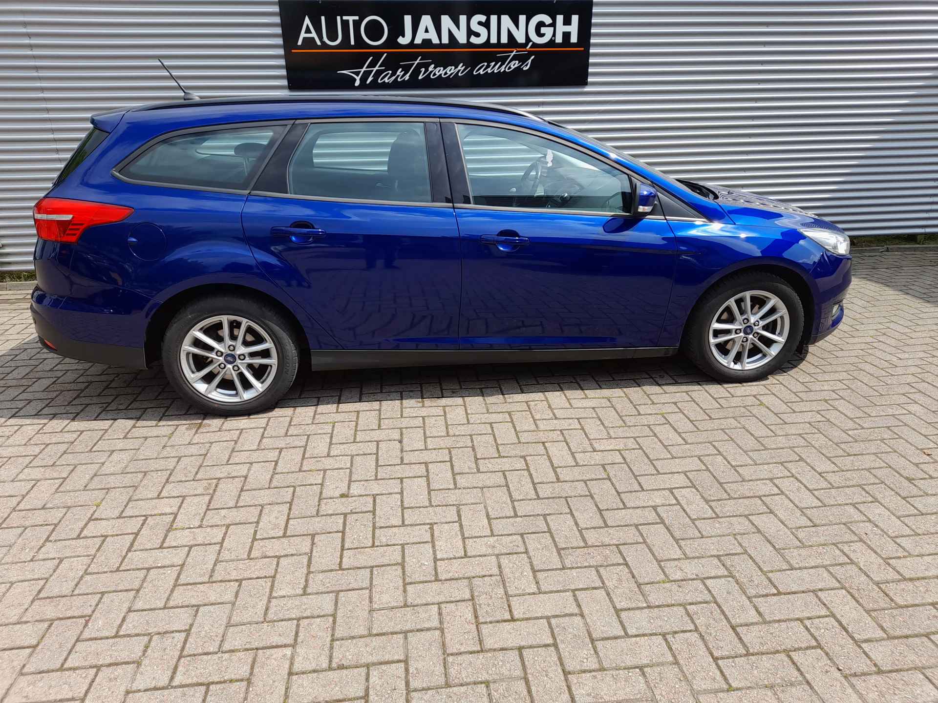 Ford FOCUS Wagon 1.0 Lease Edition | Clima | Cruise | LM Velgen | Navigatie | PDC achter | Trekhaak | RIJKLAARPRIJS INCL 12 MAANDEN GARANTIE EN BEURT - 5/20