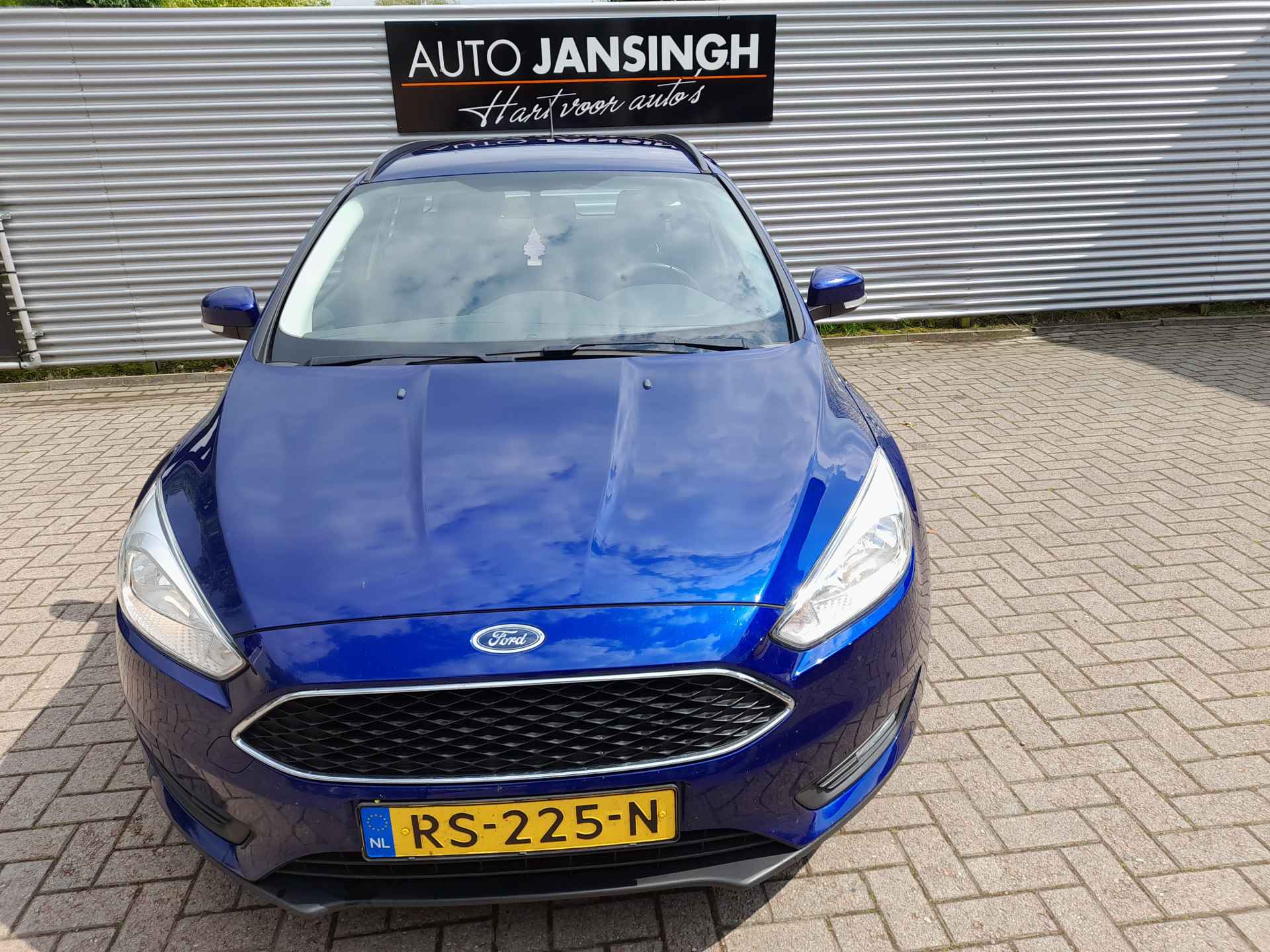 Ford FOCUS Wagon 1.0 Lease Edition | Clima | Cruise | LM Velgen | Navigatie | PDC achter | Trekhaak | RIJKLAARPRIJS INCL 12 MAANDEN GARANTIE EN BEURT - 6/20