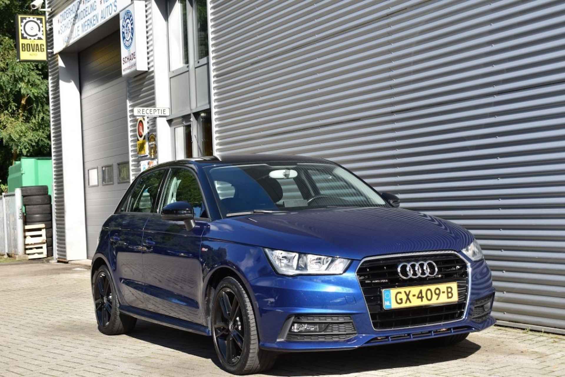 AUDI A1 1.0 TFSI 5DRS. ADRENALIN / S-LINE / NAVI / CRUISE / 17 LM. - 11/39