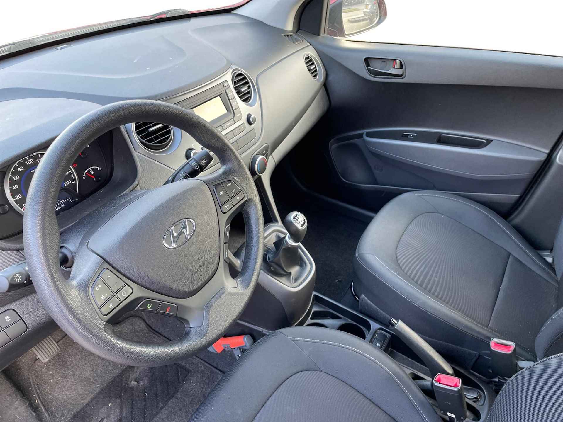 Hyundai i10 1.0i Comfort | Dealer onderhouden! | Airco - 17/27