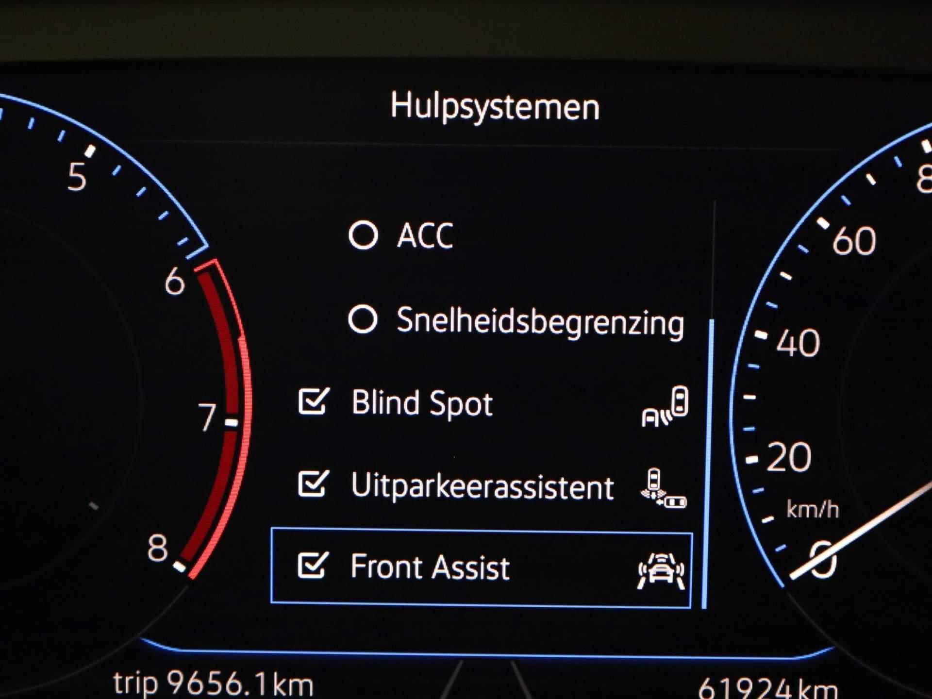 Volkswagen T-Cross 1.0TSI/95PK Life · Navigatie · LED · Parkeersensoren + camera - 11/39