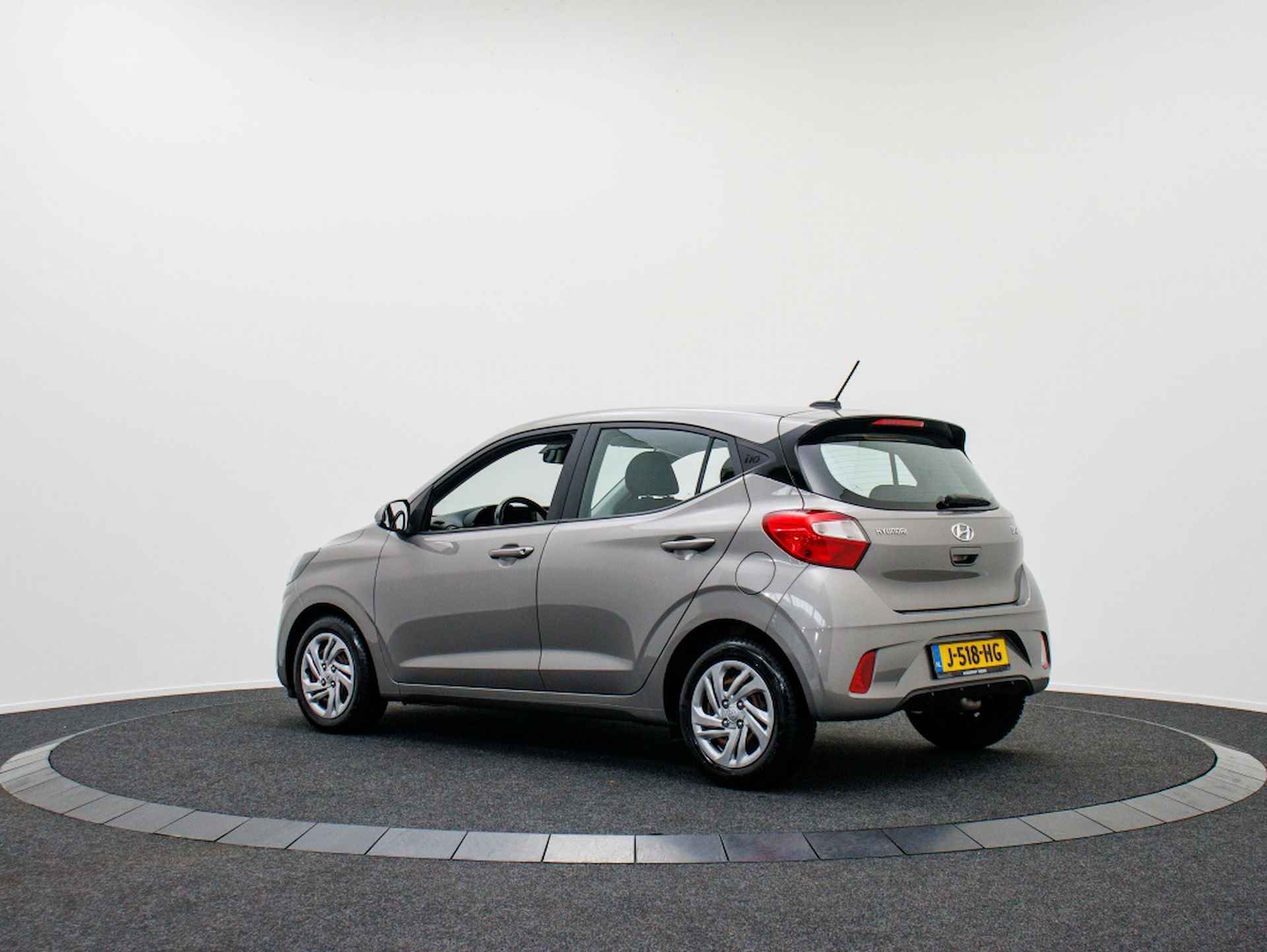 Hyundai i10 1.0 Comfort | Carplay | All-seasons | Dealer onderhouden! - 2/42