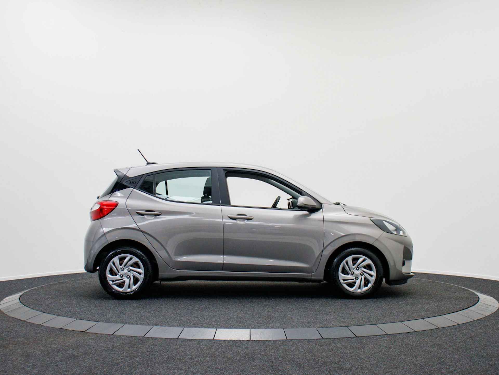 Hyundai i10 1.0 Comfort | Carplay | All-seasons | Dealer onderhouden! - 6/42