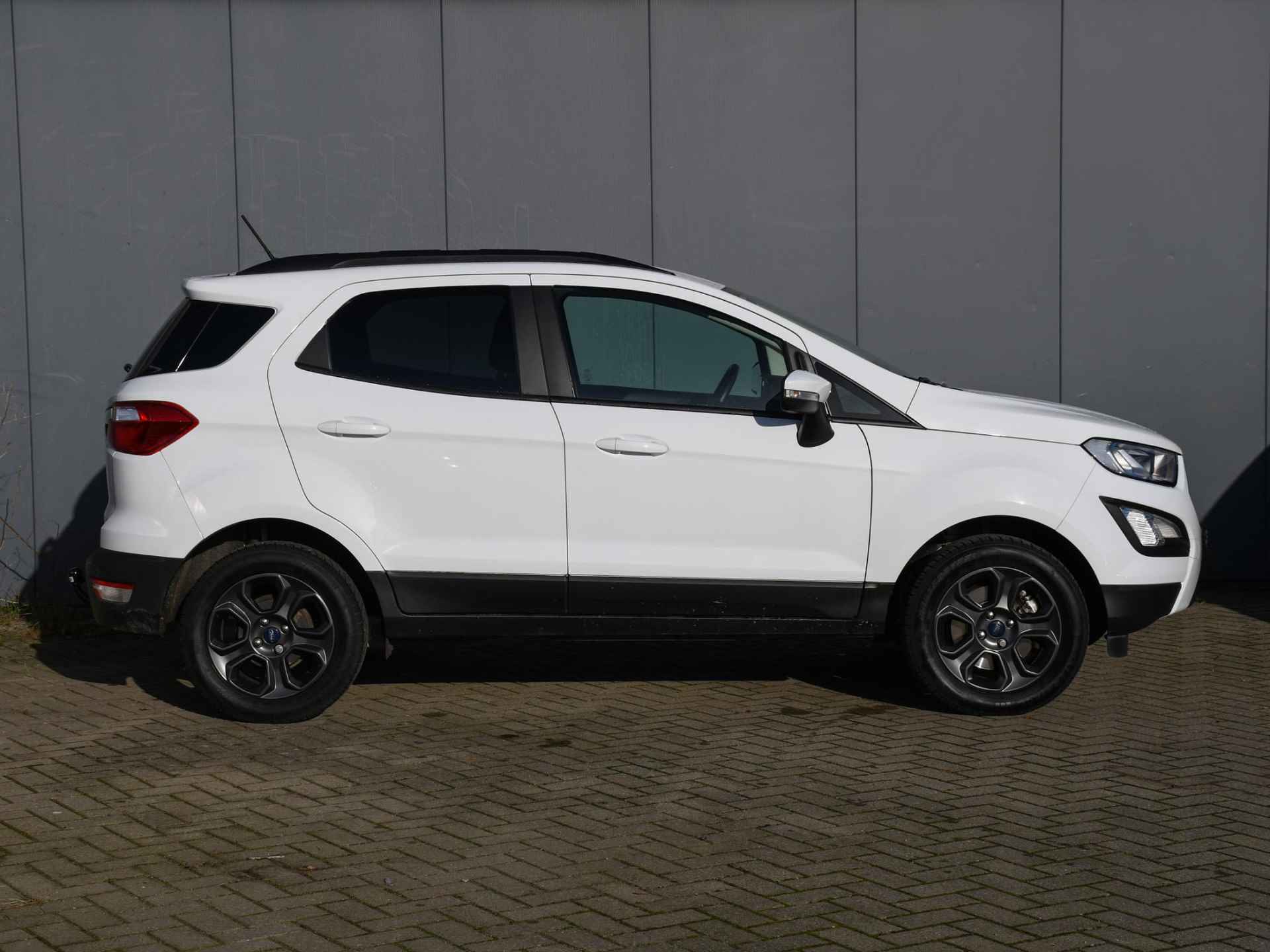 Ford EcoSport Trend Ultimate 1.0 EcoBoost 125pk PDC ACHTER | 16''LM | NAVI | CRUISE.C | TREKHAAK | 12 MND GARANTIE - 3/30