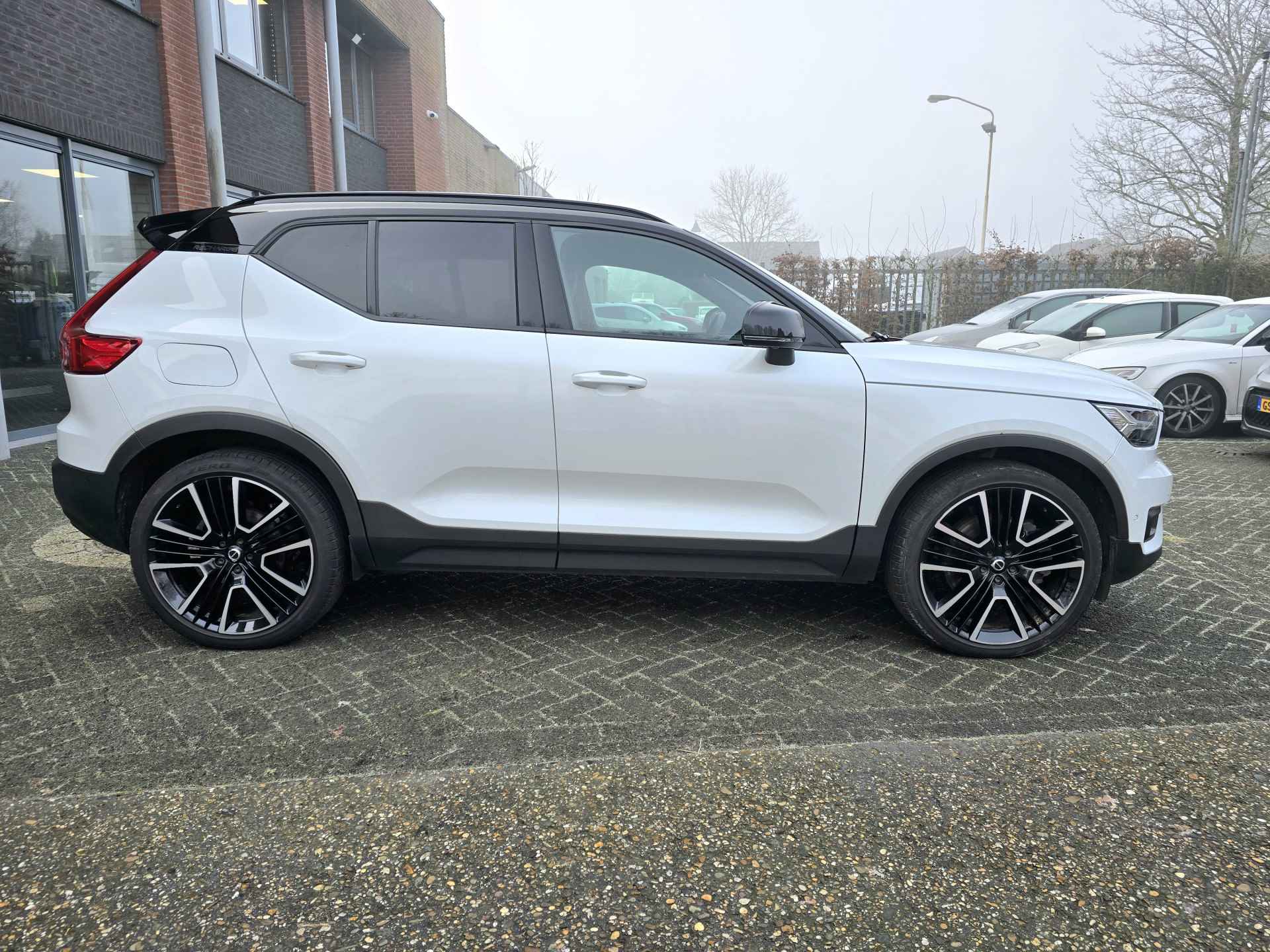 Volvo XC40 1.5 T5 Recharge R-Design,Pano,Trekhaak. - 10/34