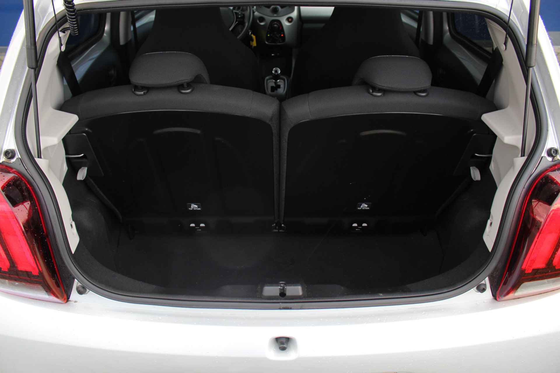 Peugeot 108 1.0 Active AUTOMAAT | Airco | Bluetooth | Privacy Glass | Elec. ramen | Mistlampen | - 21/26