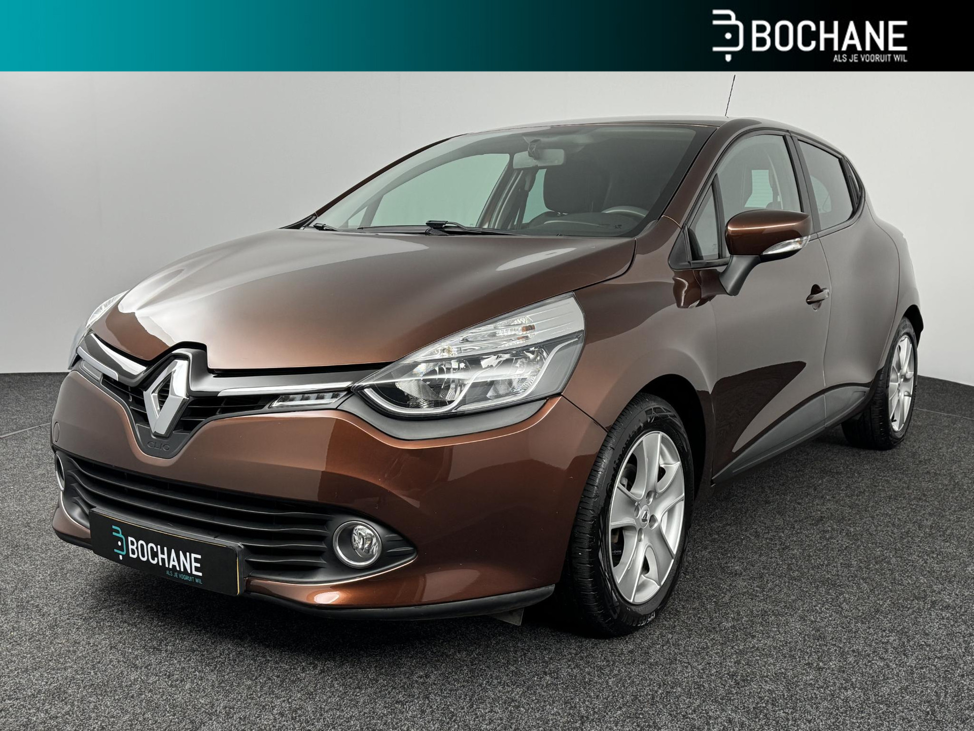 Renault Clio 1.2 TCe 120 EDC Expression | Trekhaak Afneembaar | Parkeersensoren | Cruise Control | Navigatie |