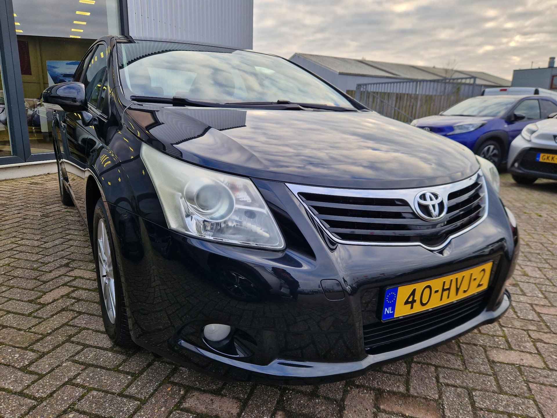 Toyota Avensis 2.0 VVTi Dynamic 81.588 Km!! Uniek Clima Trekhaak Cruise control 1500 kg trekgewicht - 5/21