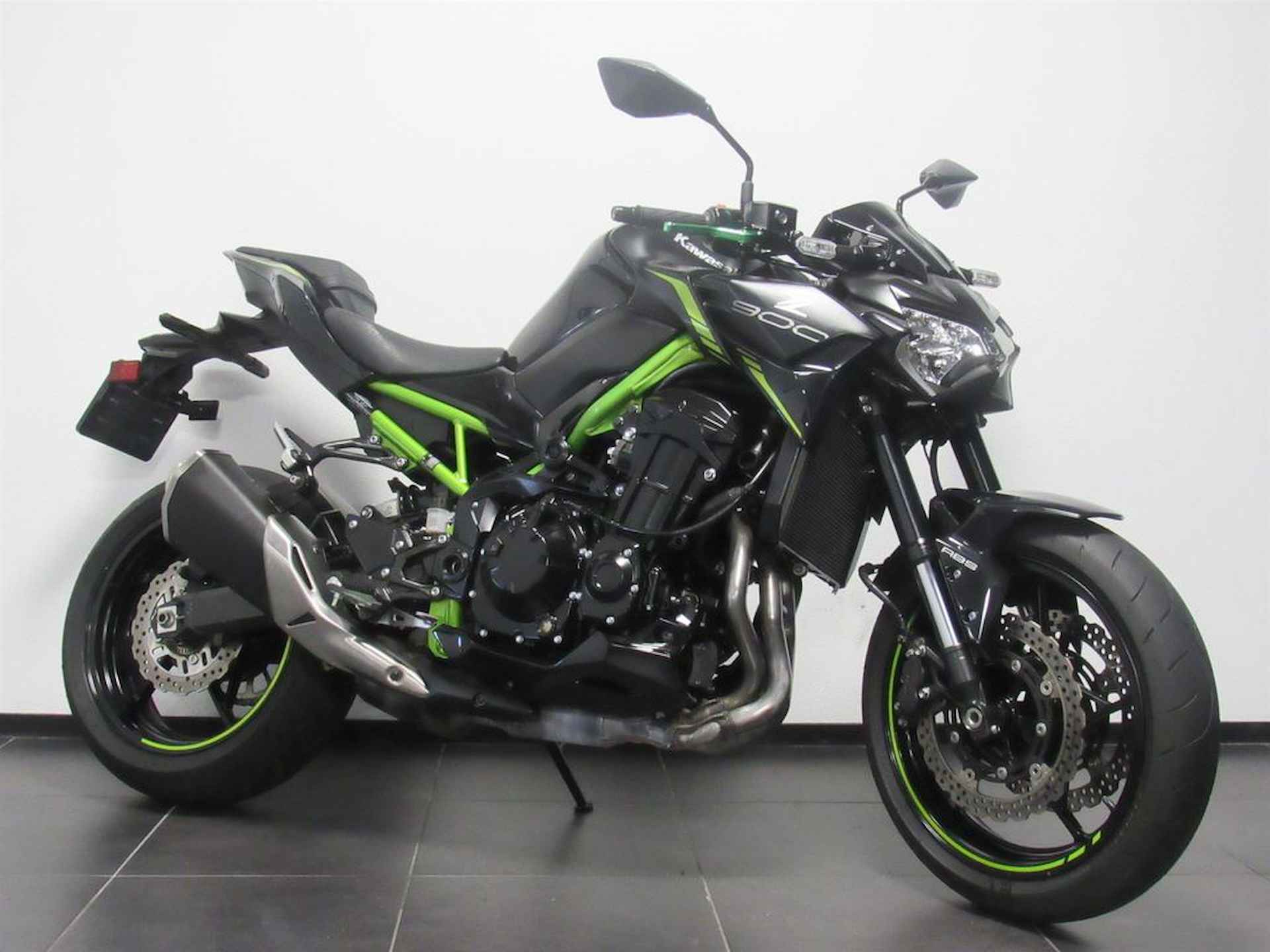 Kawasaki Z 900 ABS - 2/14