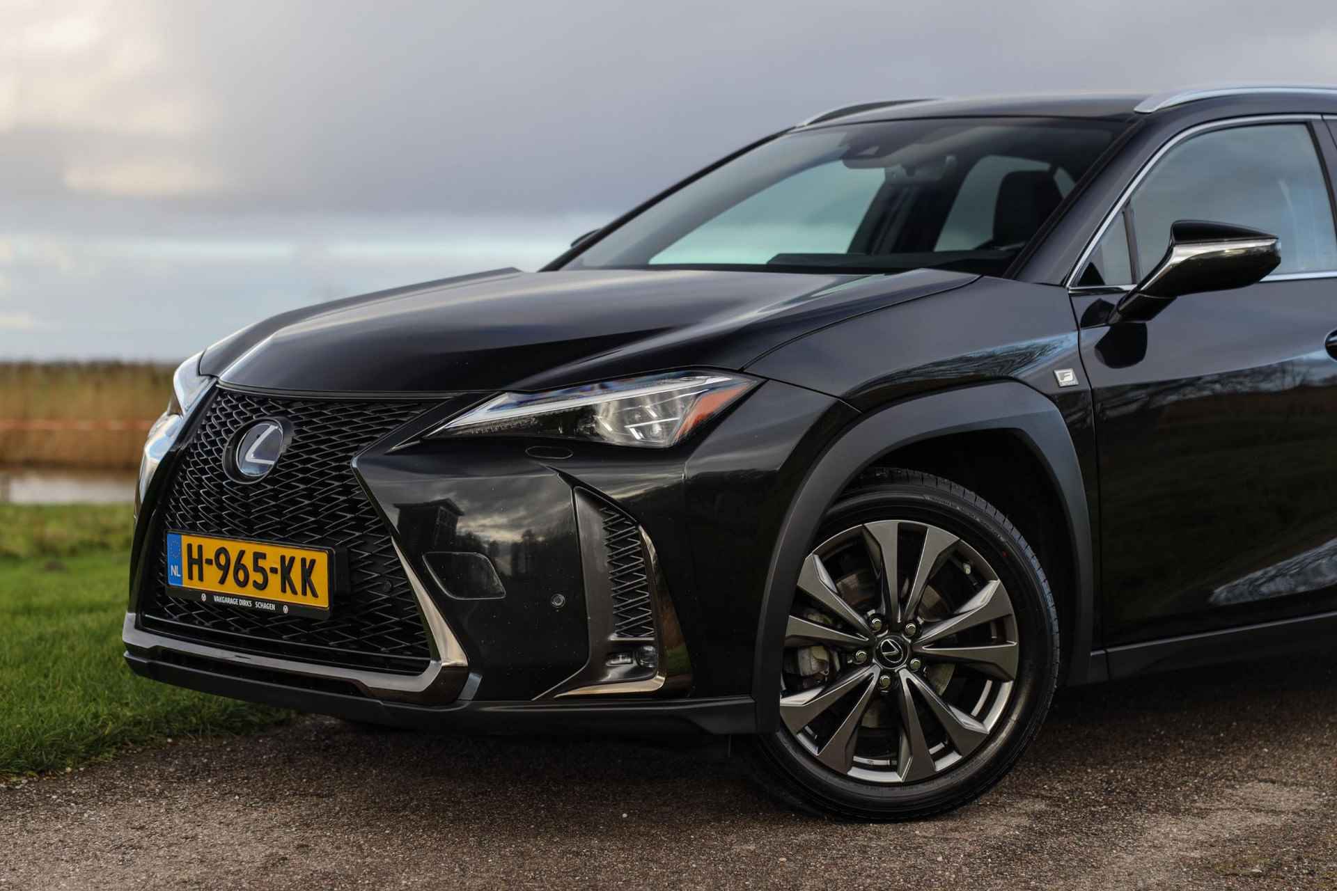 Lexus UX 250h F Sport ✅ LED ✅ Carplay ✅ Leder - 6/42