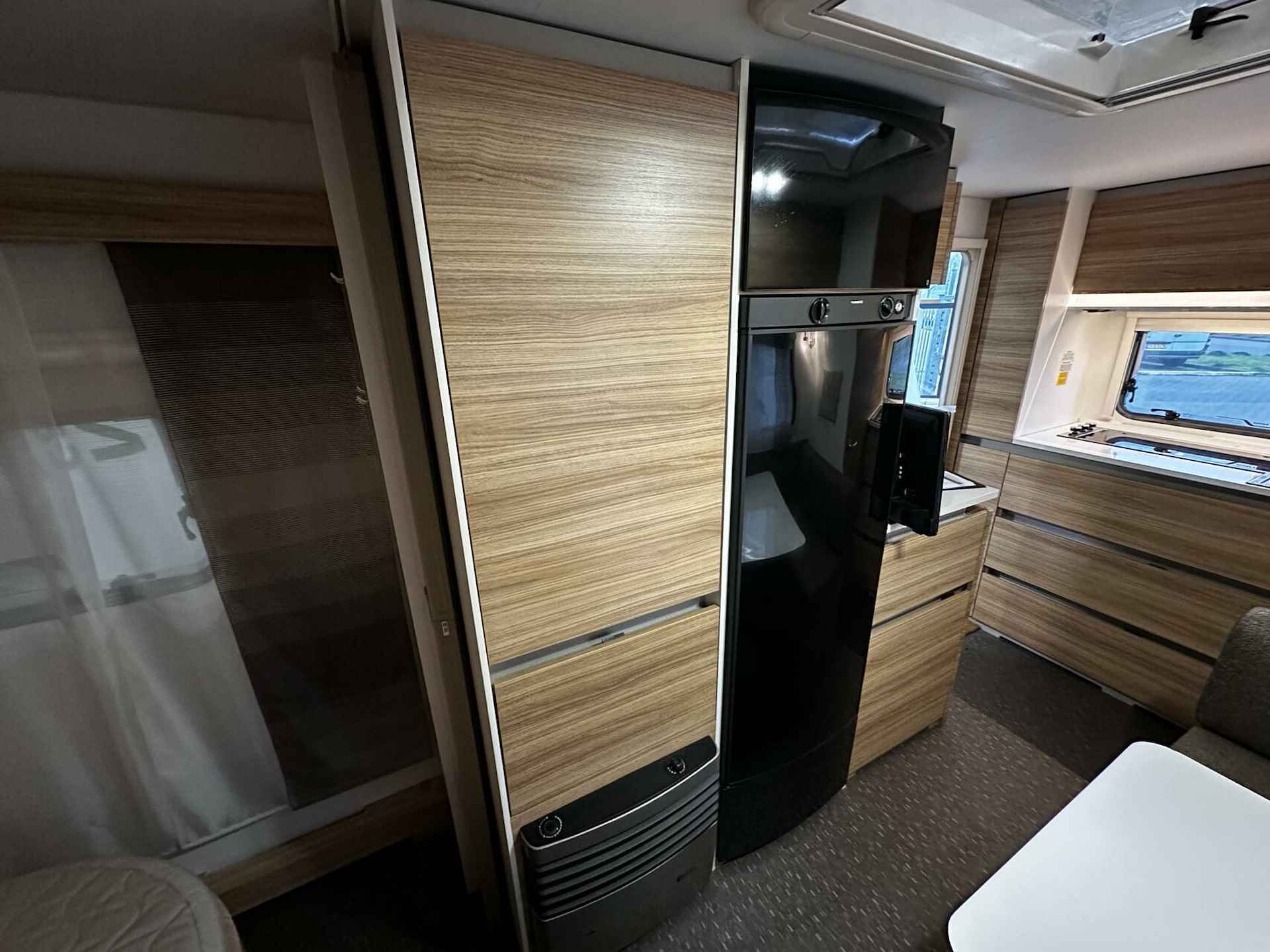 ADRIA ALTEA 542 PH QUEENSBED, AIRO, VOORTENT, MOVER - 15/24