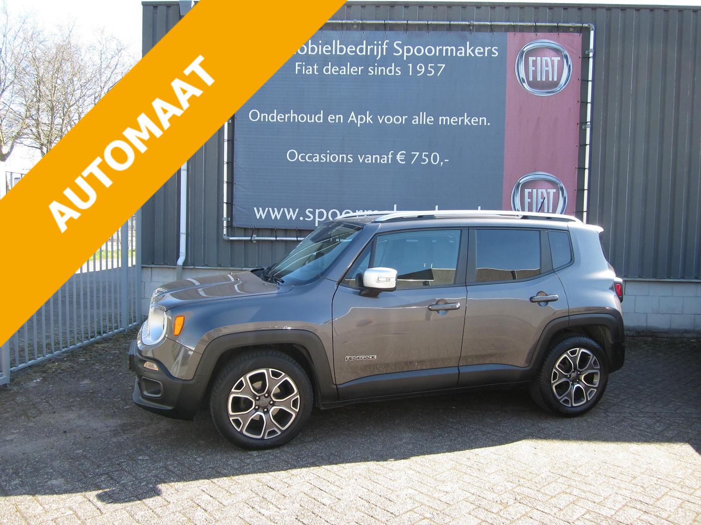 JEEP RENEGADE JEEP RENEGADE 1.4 MultiAir 140pk FWD DDCT Limited bij viaBOVAG.nl