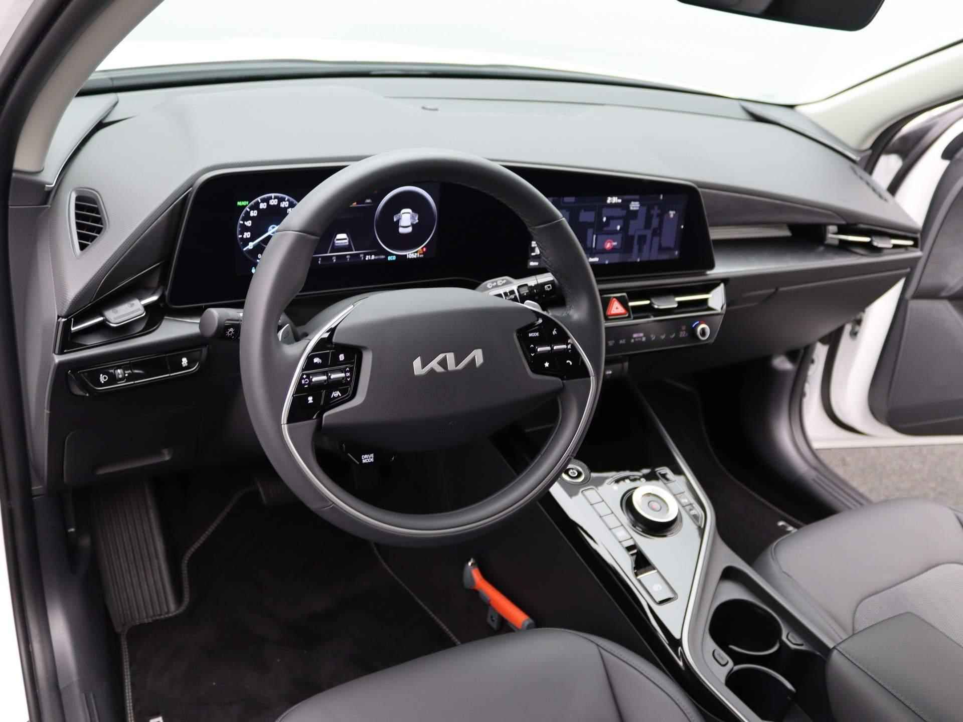 Kia Niro EV DynamicLine 64.8 kWh | 3-fase 11KW laden | Clima | Navi | Keyless | Camera | Cruise | LM Velgen | Eerste Eigenaar - 6/45