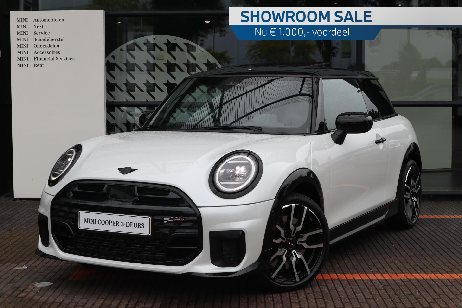 MINI 3-deurs Cooper S 2.0 John Cooper Works | Showroom Sale