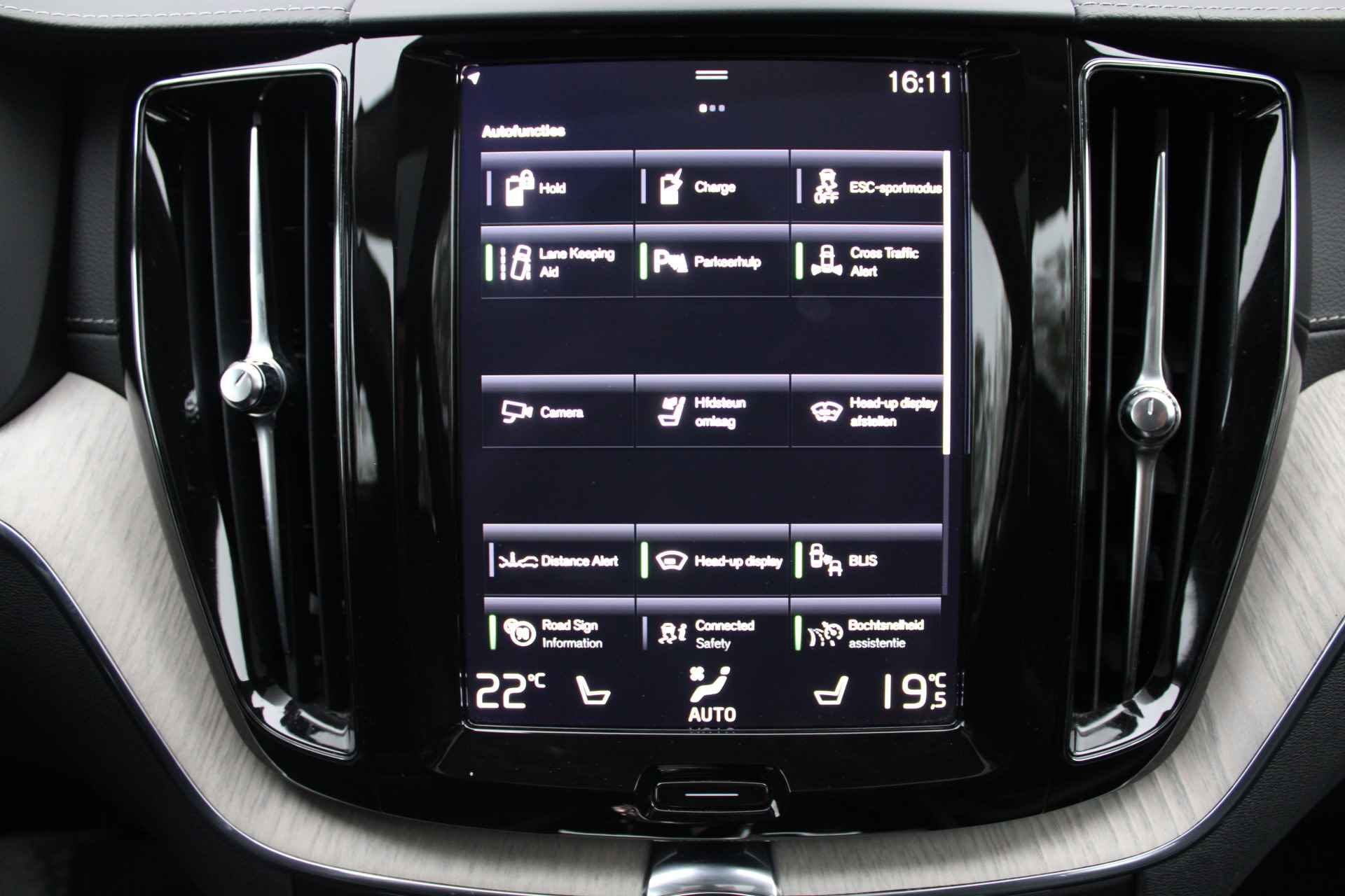 Volvo XC60 Recharge T6 AWD Inscription | 360 camera | Harman Kardon | Trekhaak | Head up display - 36/44