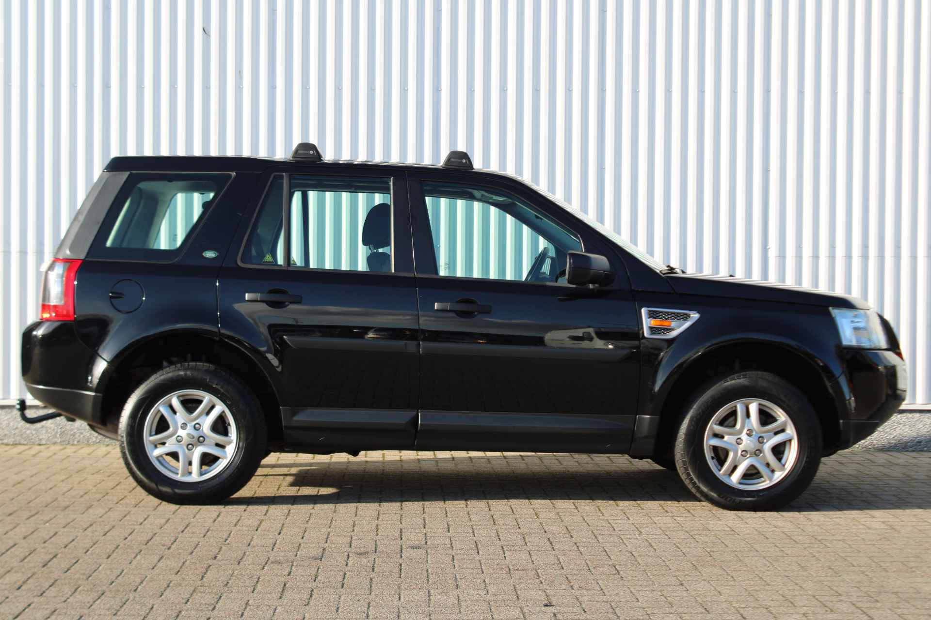 Land Rover Freelander 2.2 TD4 E | AIRCO | NAVIGATIE | TREKHAAK | NETTE AUTO - 7/24