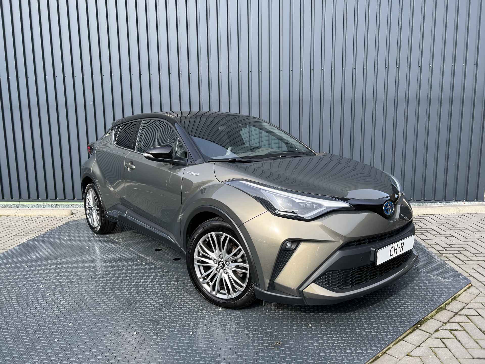 Toyota C-HR 2.0 Hybrid Executive / Bi tone | Vol Leer | Kleur: Oxide Brons | JBL | LED | Rijklaar!!| - 8/39