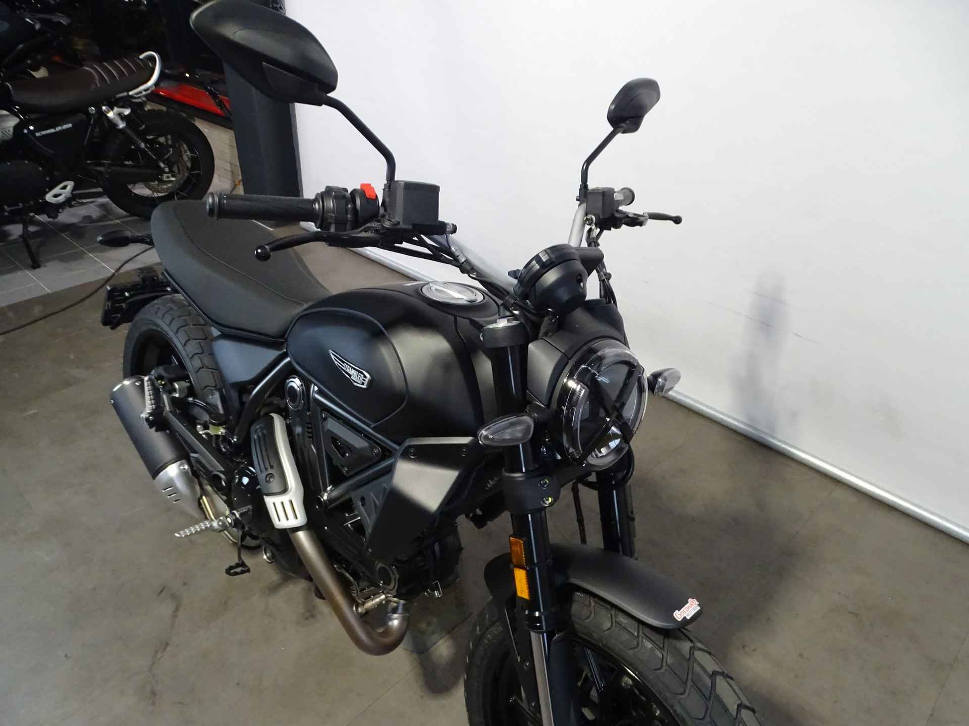 Ducati SCRAMBLER ICON - 2/9